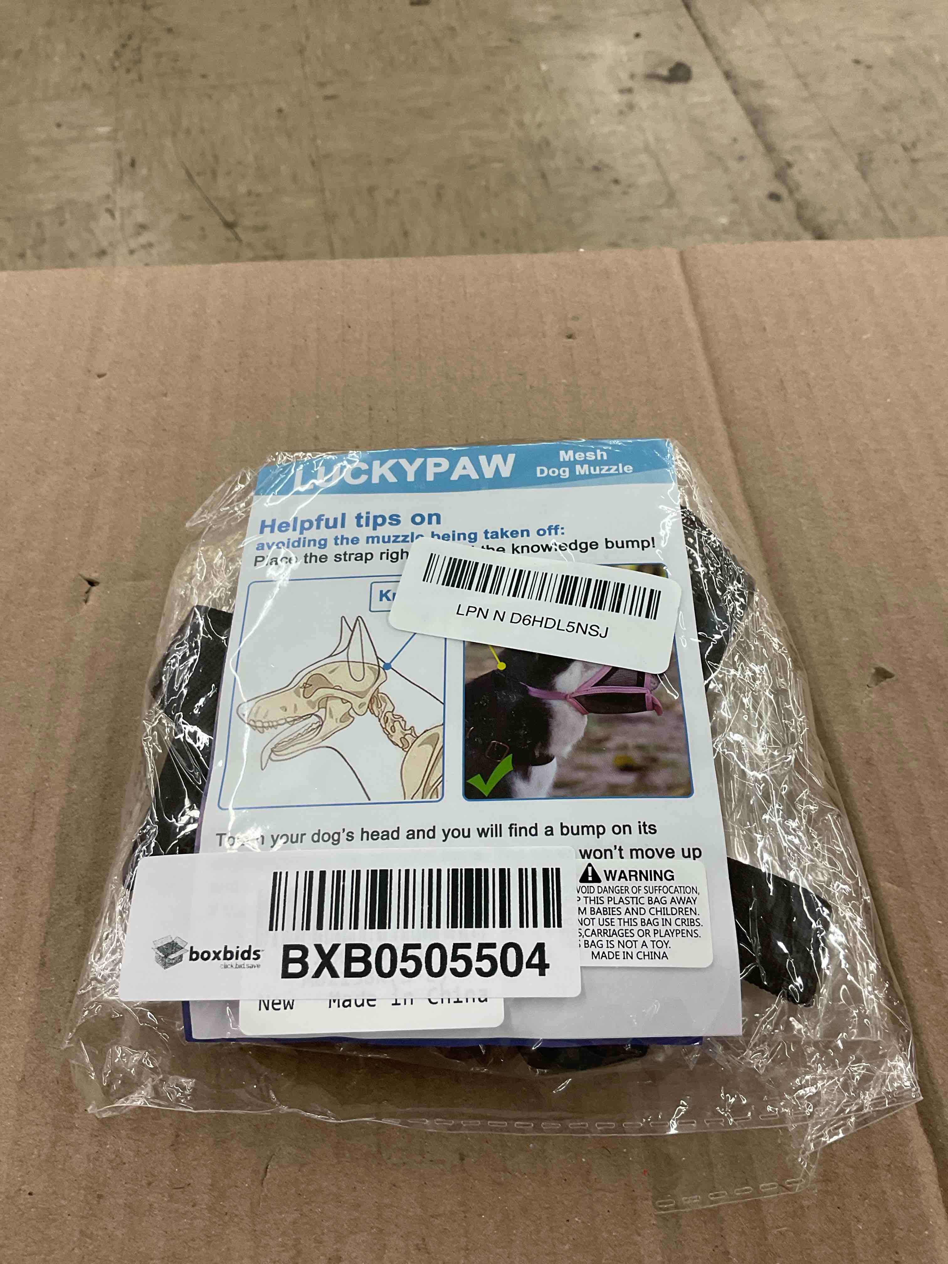 https://s3.amazonaws.com/lotting-images-prod/BoxBids/BXB0505504_1778869009098.jpeg
