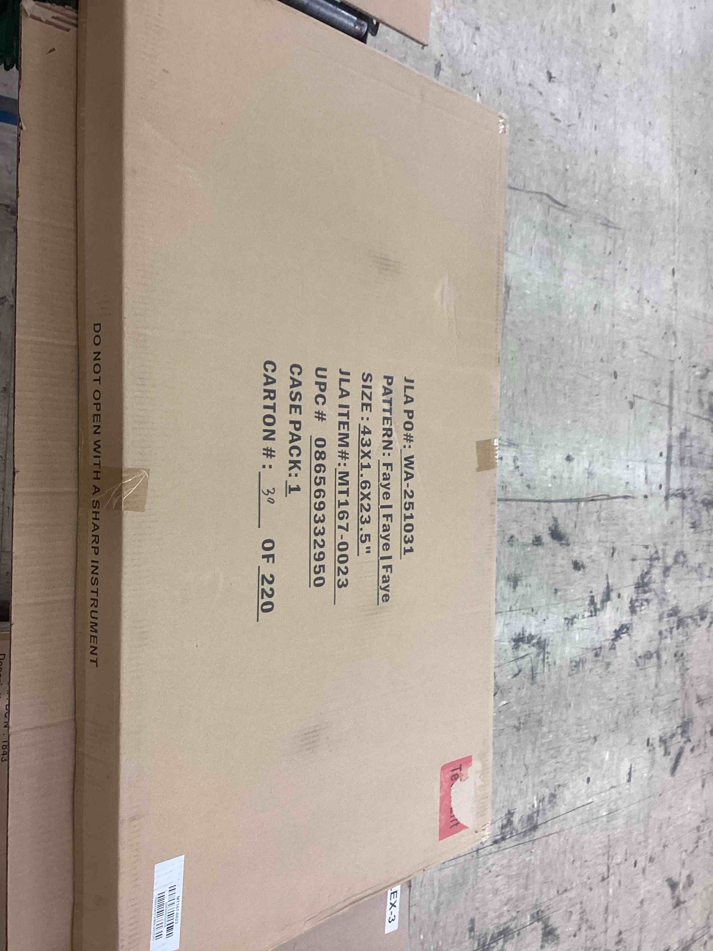 https://s3.amazonaws.com/lotting-images-prod/BoxBids/BXB0505609_1779198630919.jpeg