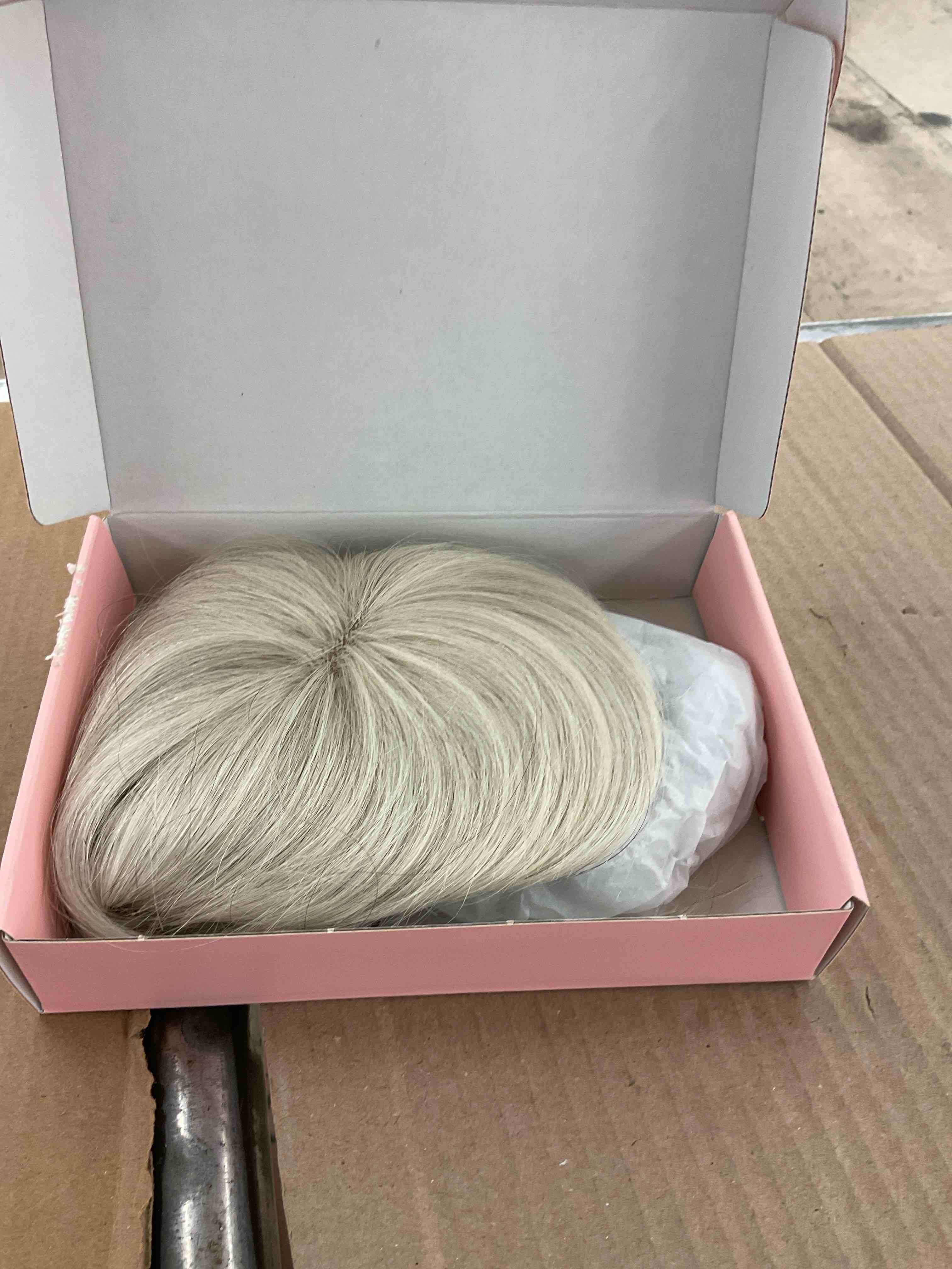 https://s3.amazonaws.com/lotting-images-prod/BoxBids/BXB0505795_1779117478374.jpeg