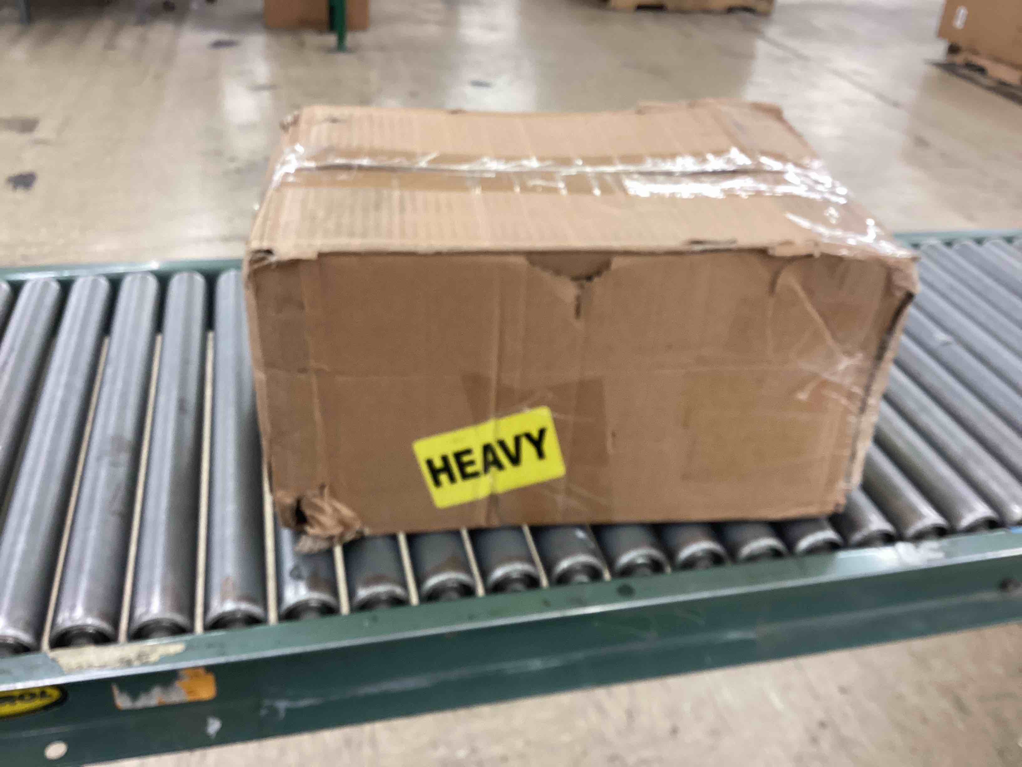 https://s3.amazonaws.com/lotting-images-prod/BoxBids/BXB0506039_1779915010127.jpeg
