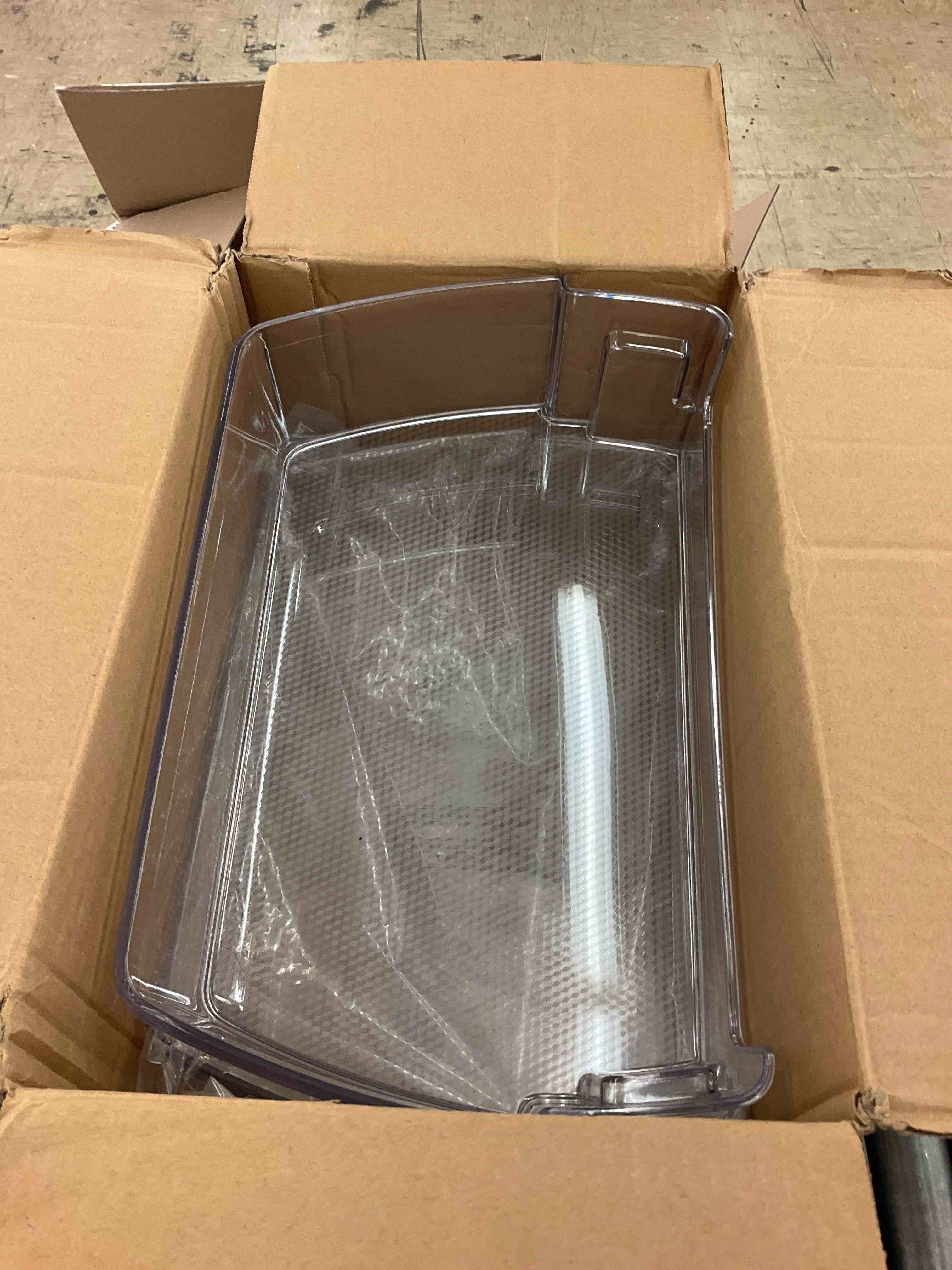 https://s3.amazonaws.com/lotting-images-prod/BoxBids/BXB0506230_1779976147590.jpeg