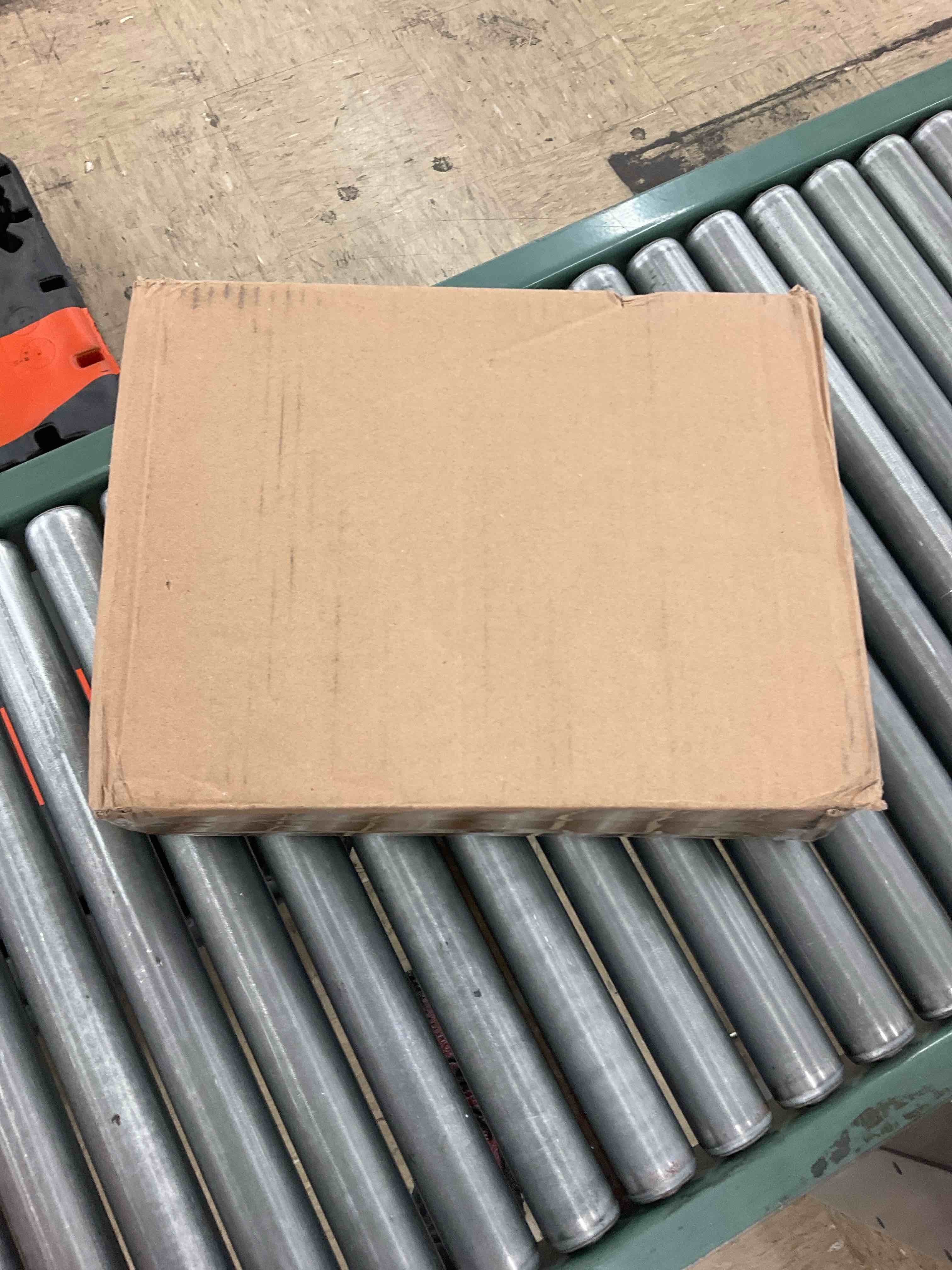 https://s3.amazonaws.com/lotting-images-prod/BoxBids/BXB0506276_1779997457834.jpeg