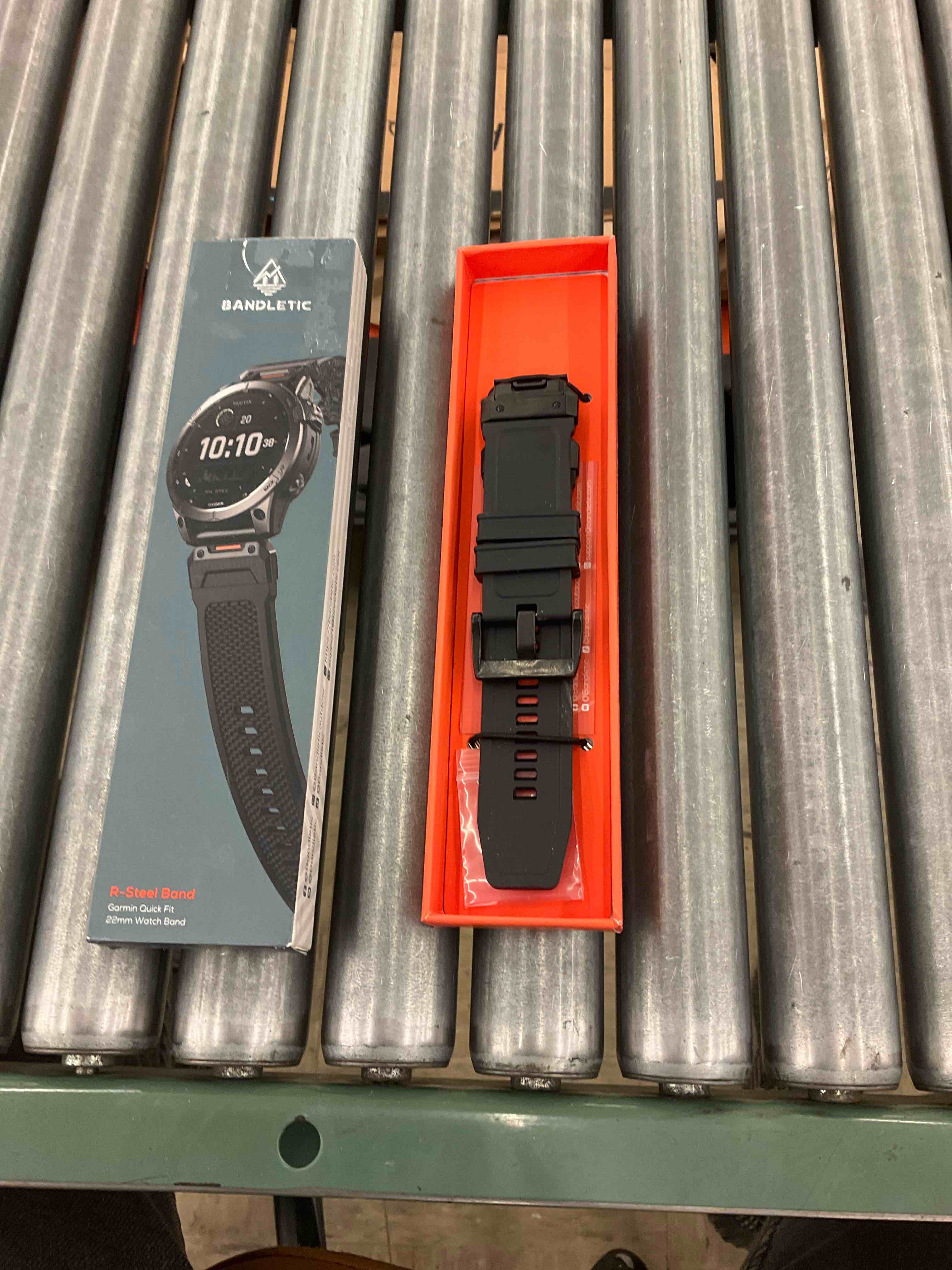 https://s3.amazonaws.com/lotting-images-prod/BoxBids/BXB0506320_1780074227341.jpeg