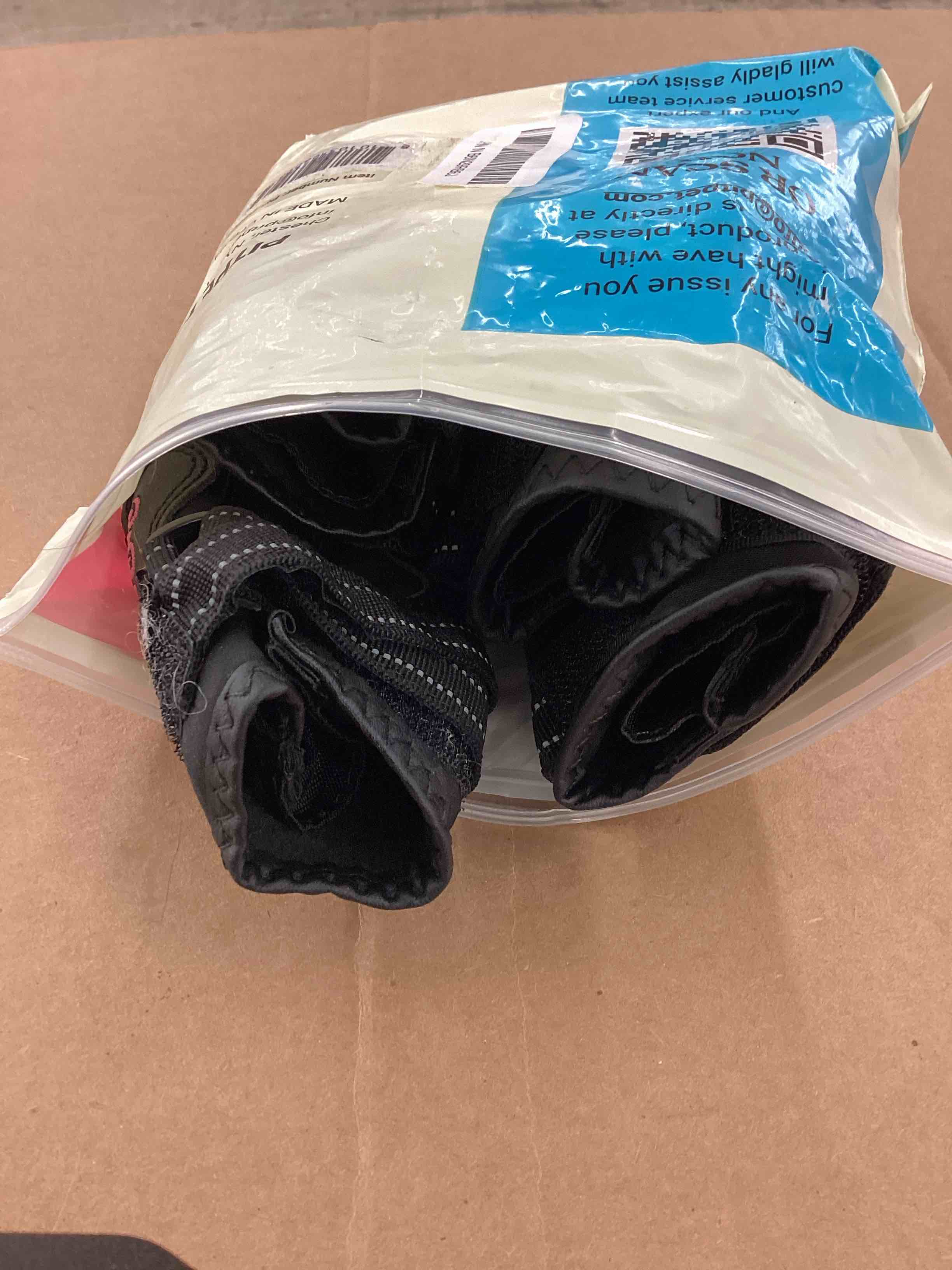 https://s3.amazonaws.com/lotting-images-prod/BoxBids/BXB0506393_1779907292041.jpeg