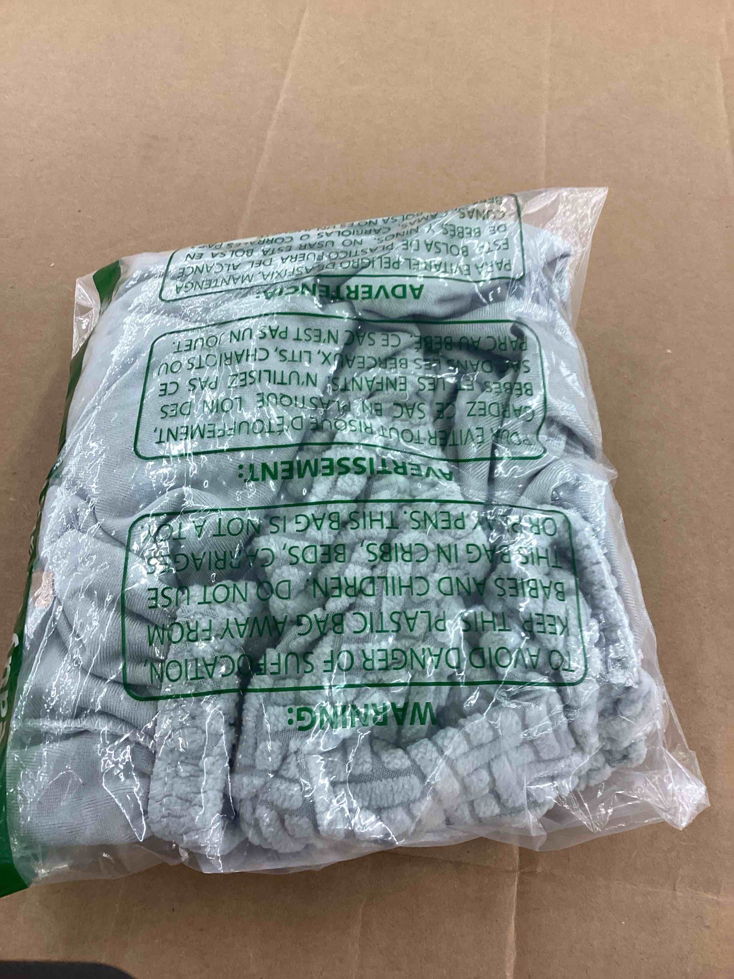 https://s3.amazonaws.com/lotting-images-prod/BoxBids/BXB0506400_1779908391465.jpeg
