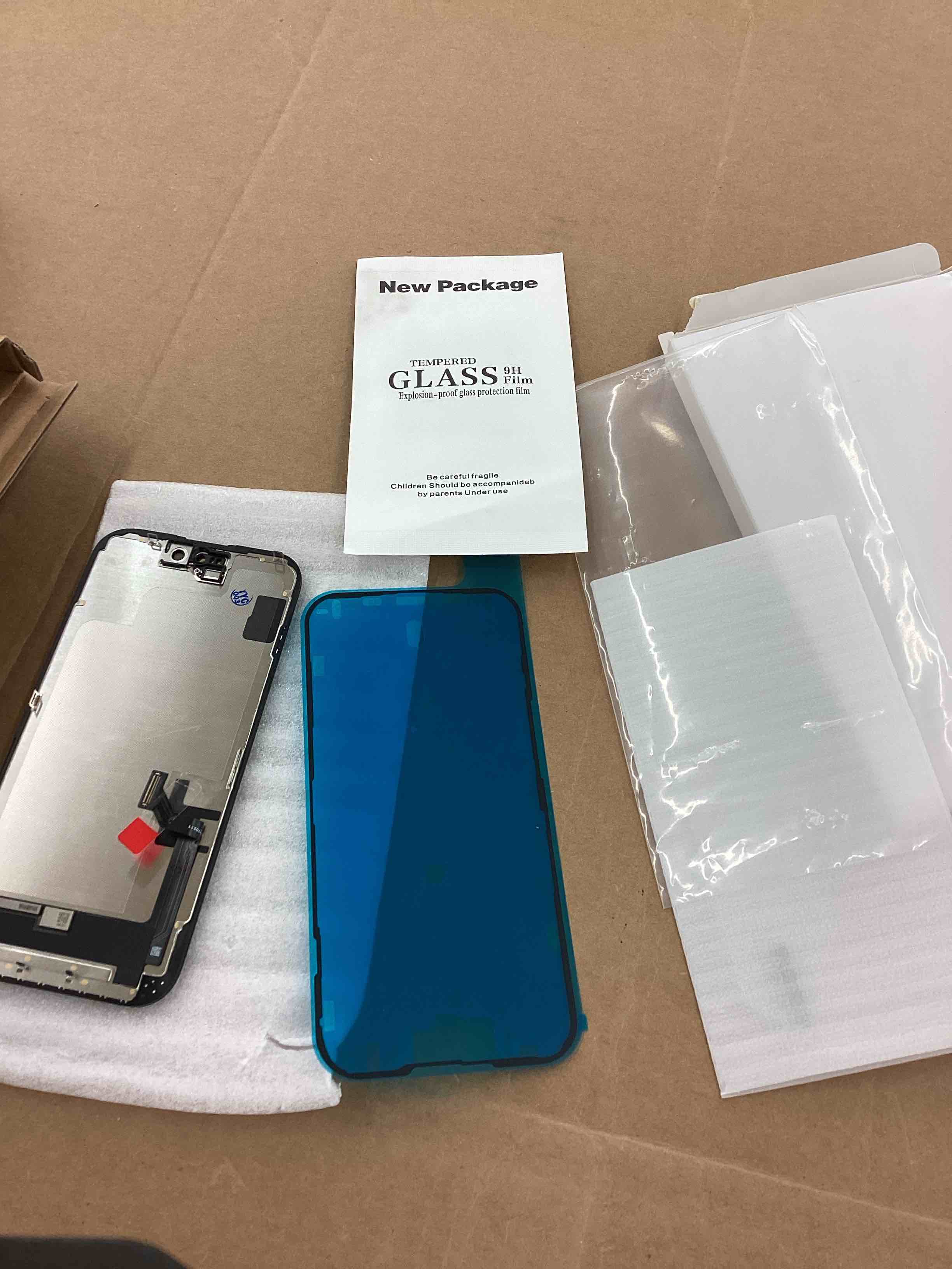 https://s3.amazonaws.com/lotting-images-prod/BoxBids/BXB0506401_1779907640043.jpeg