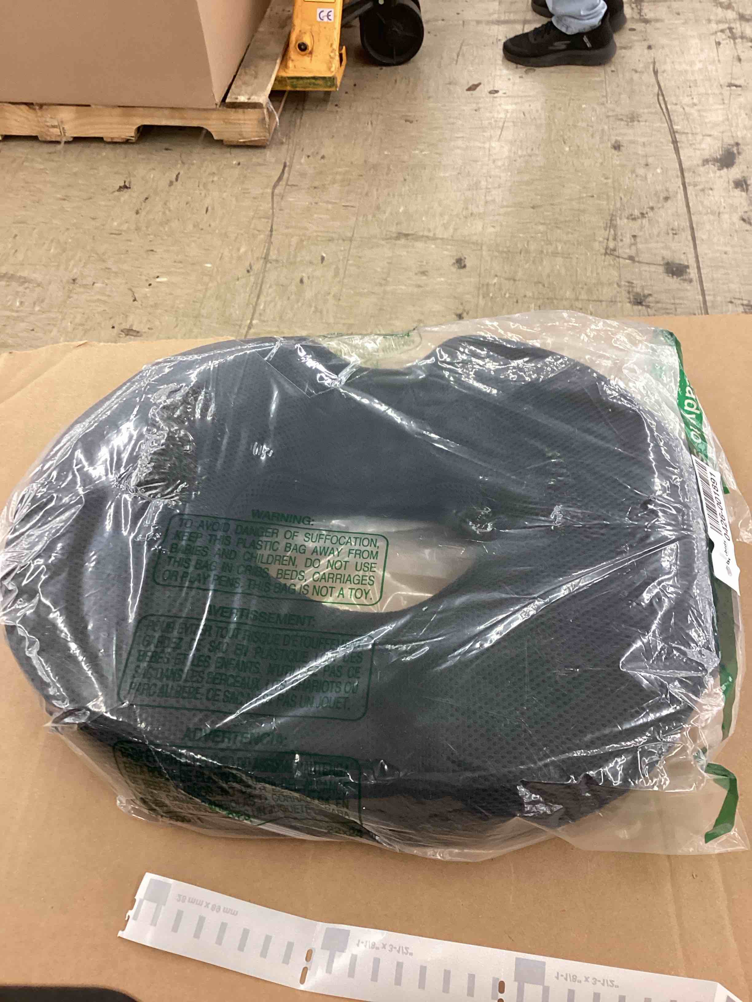 https://s3.amazonaws.com/lotting-images-prod/BoxBids/BXB0506417_1779903571749.jpeg