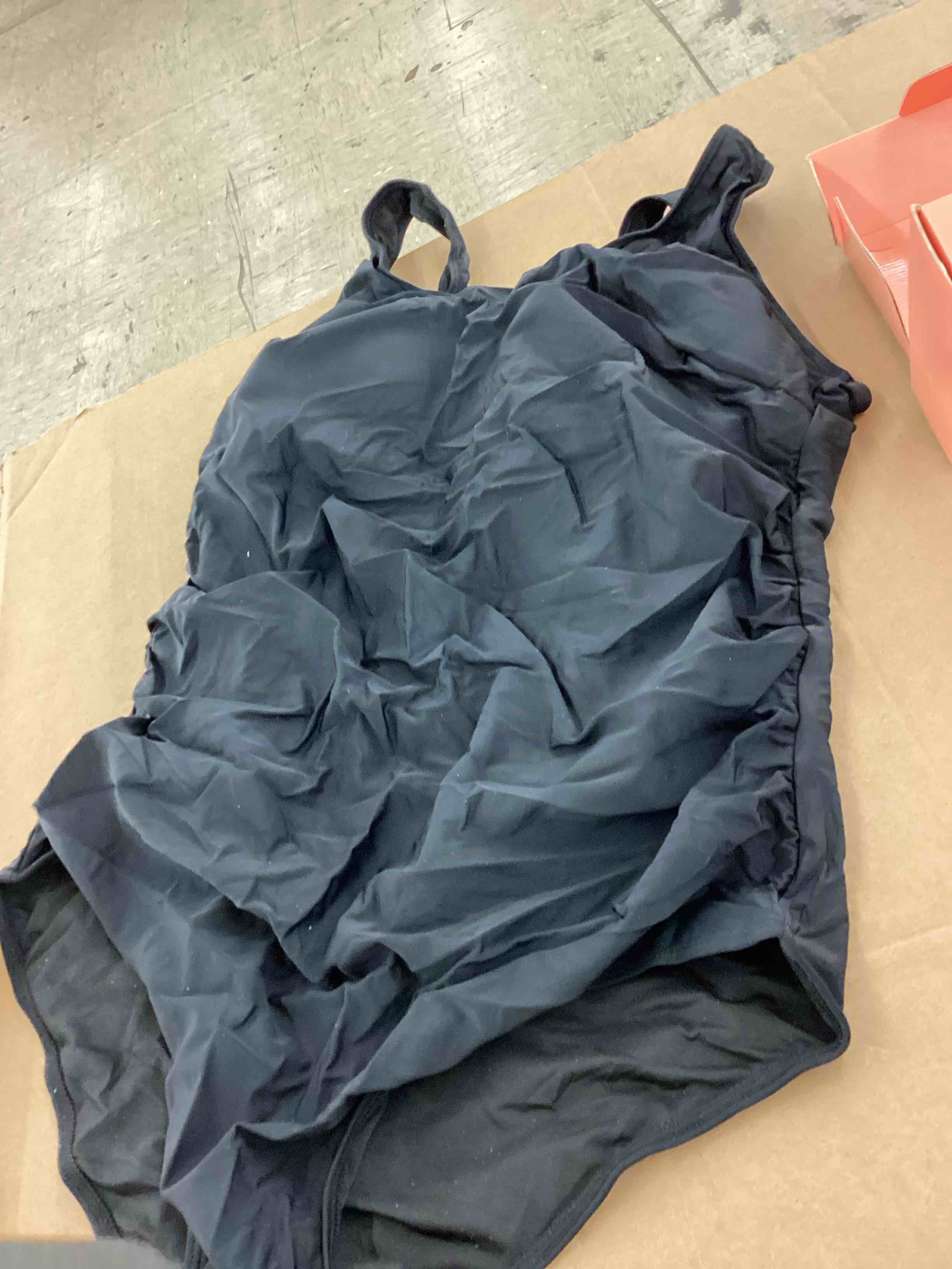 https://s3.amazonaws.com/lotting-images-prod/BoxBids/BXB0506428_1779910019021.jpeg