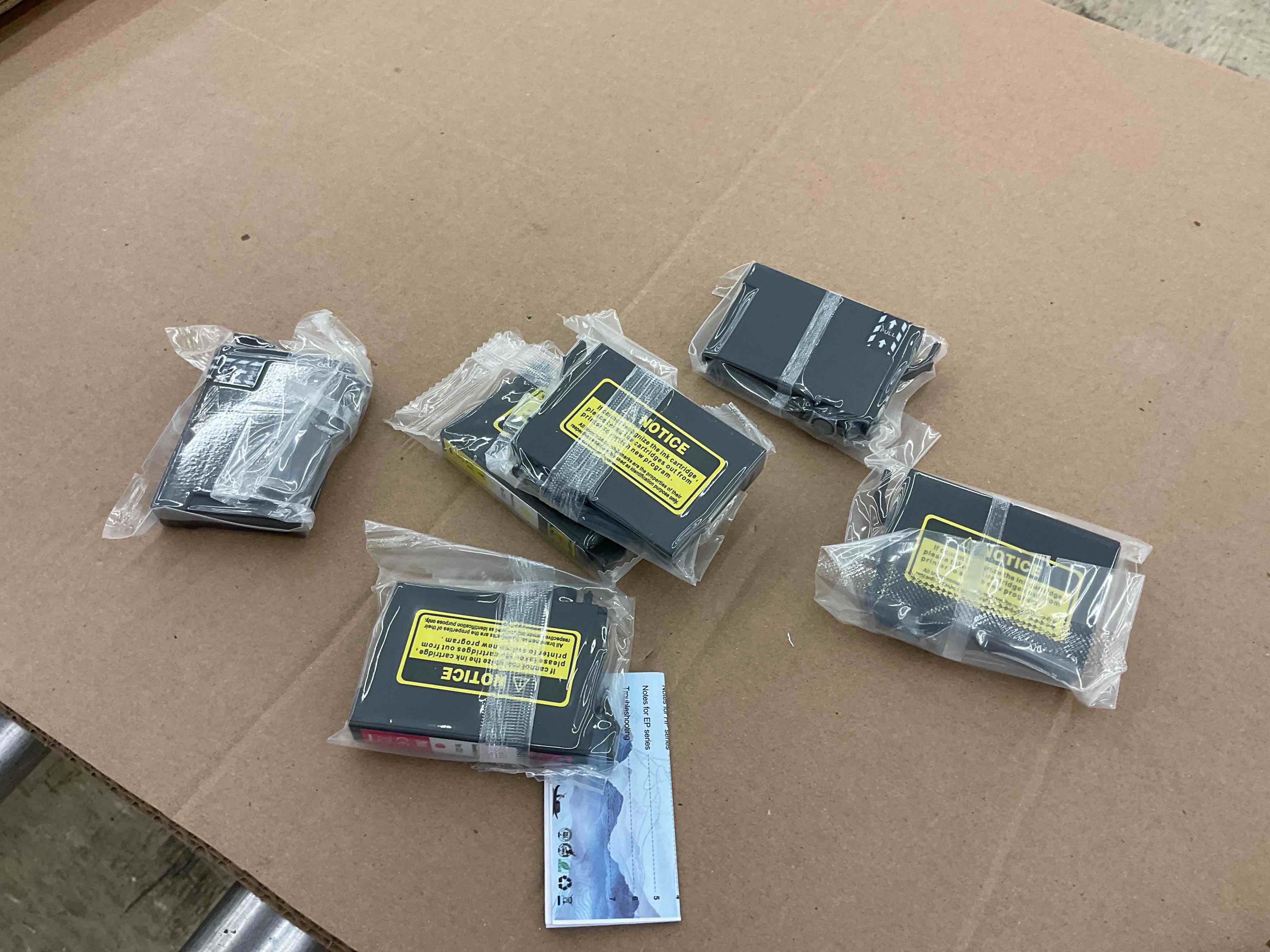 https://s3.amazonaws.com/lotting-images-prod/BoxBids/BXB0506565_1779724390011.jpeg