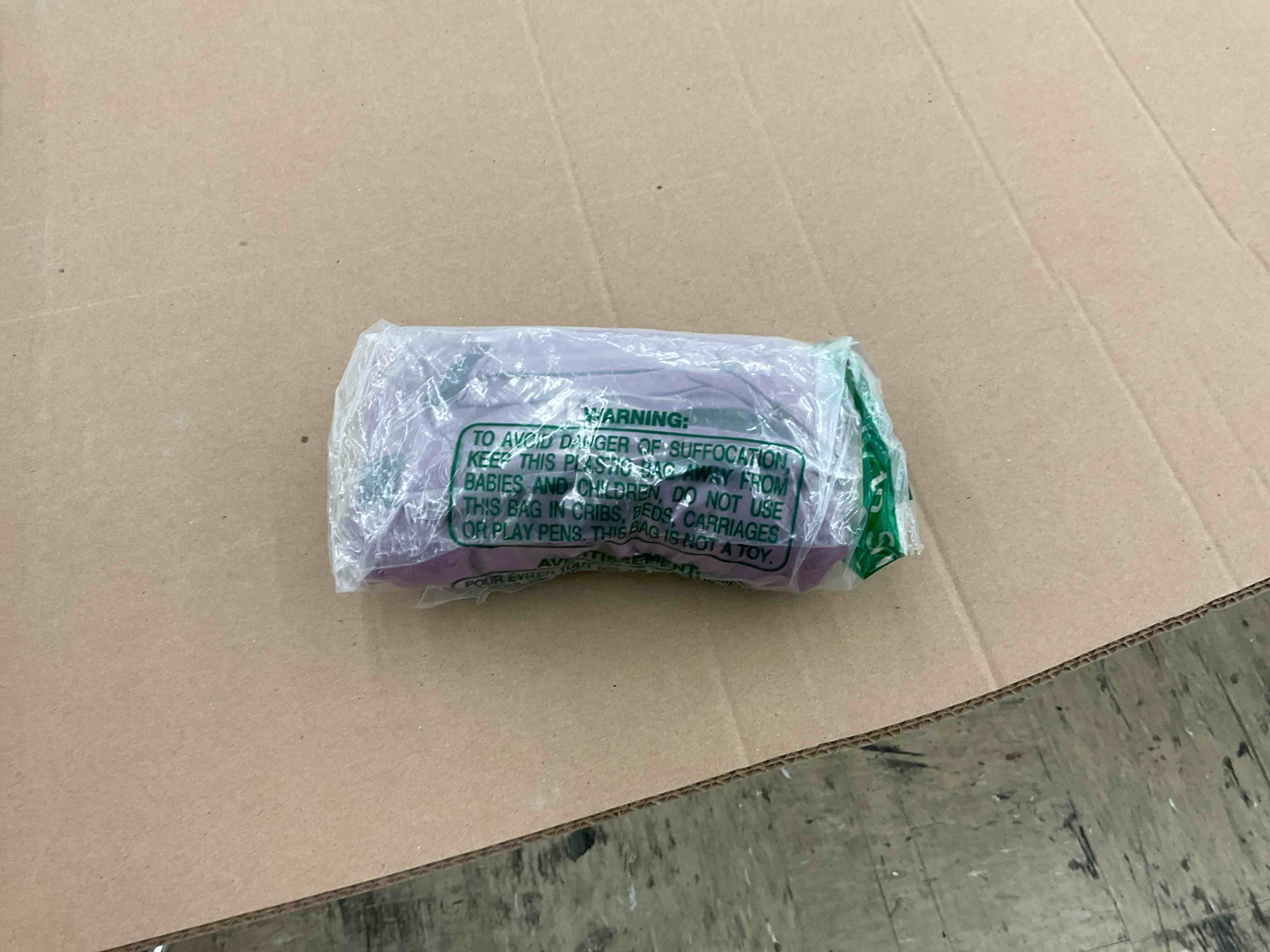 https://s3.amazonaws.com/lotting-images-prod/BoxBids/BXB0506579_1779714847903.jpeg