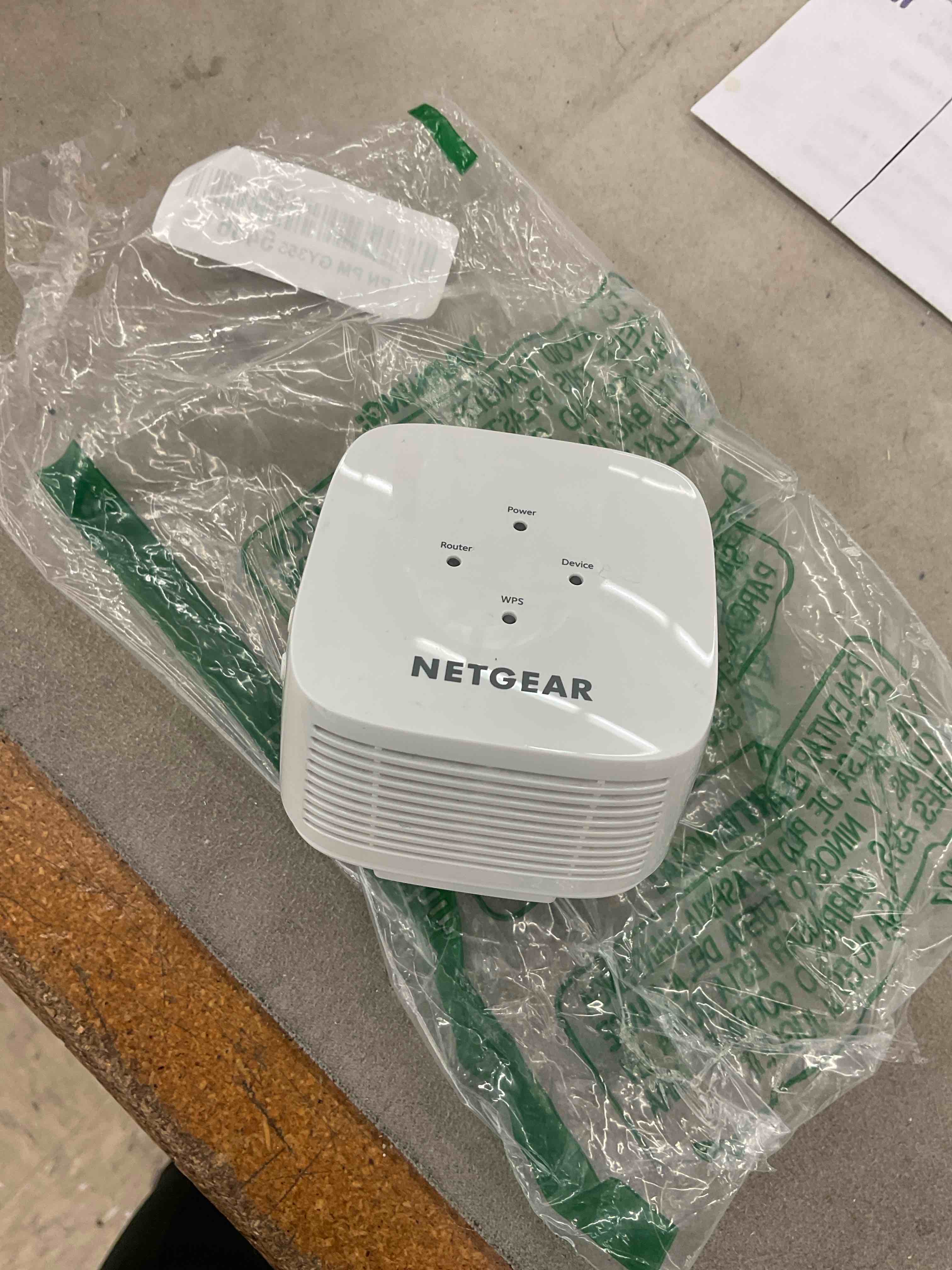 https://s3.amazonaws.com/lotting-images-prod/BoxBids/BXB0506581_1779714407852.jpeg