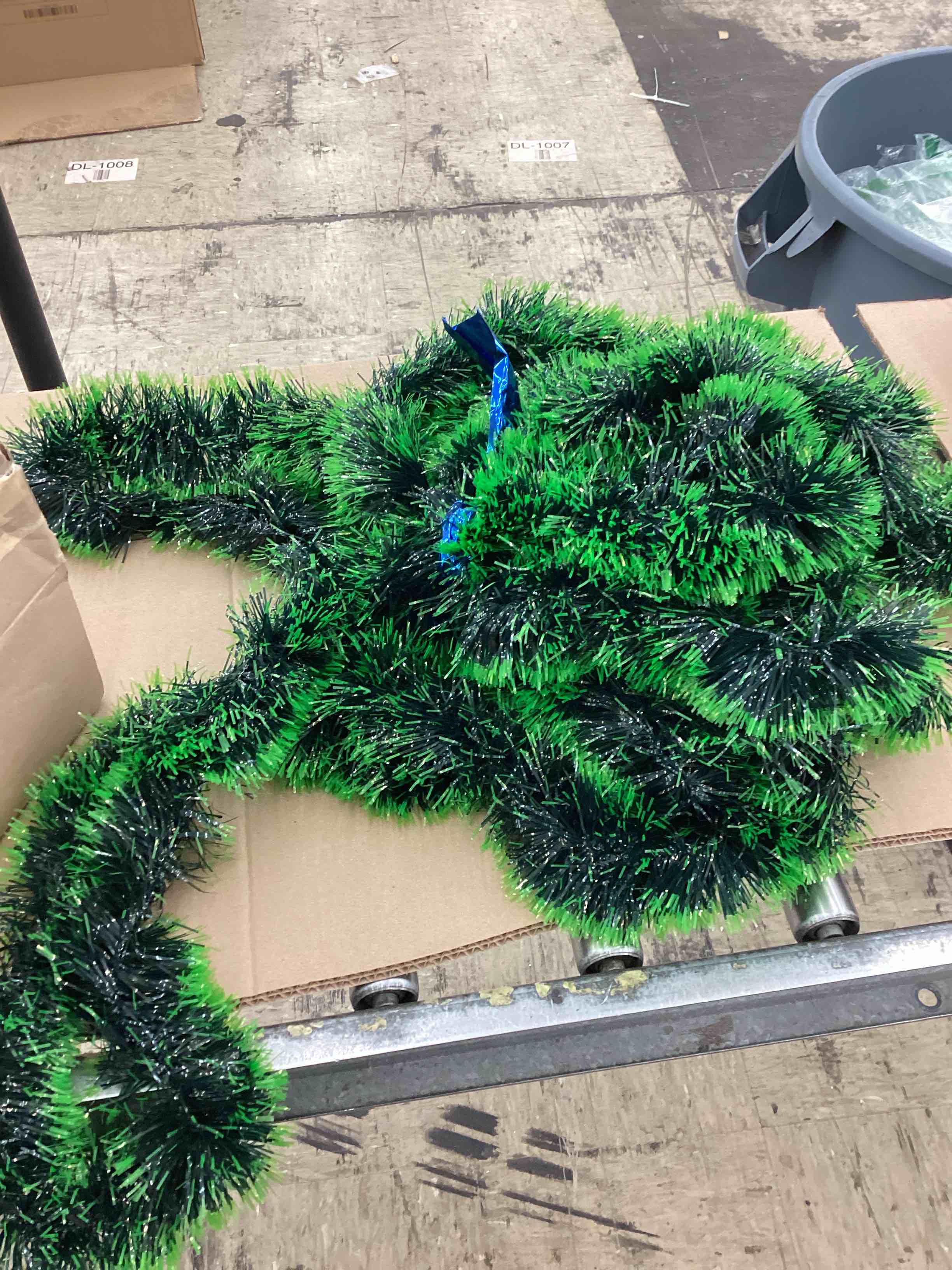 https://s3.amazonaws.com/lotting-images-prod/BoxBids/BXB0506619_1779474076554.jpeg