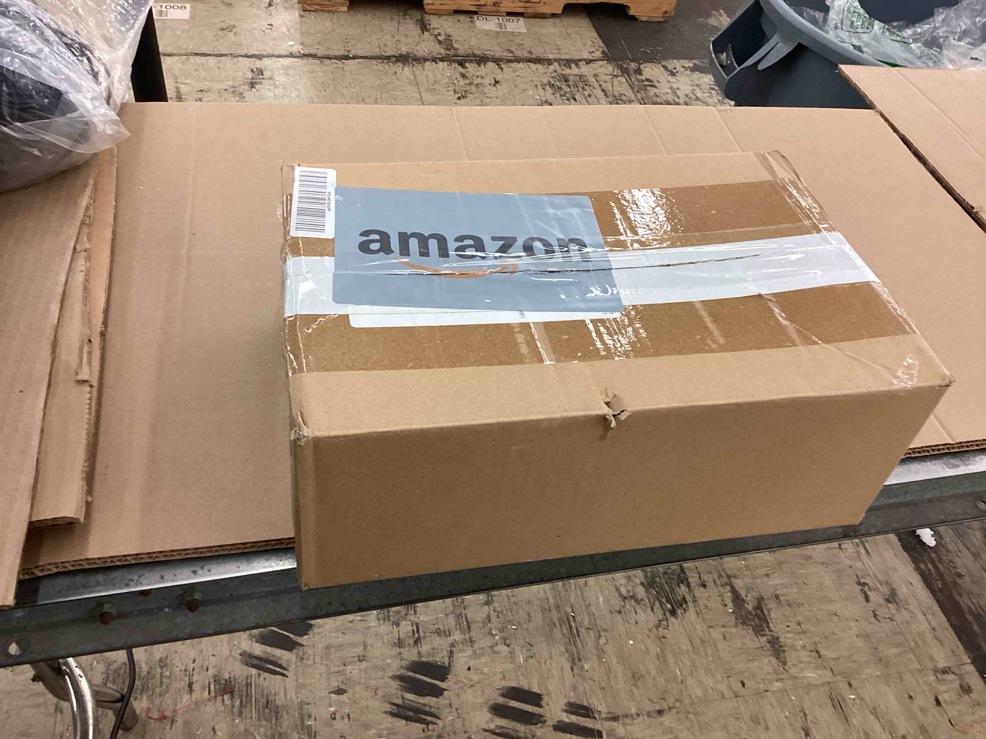 https://s3.amazonaws.com/lotting-images-prod/BoxBids/BXB0506647_1779462019597.jpeg