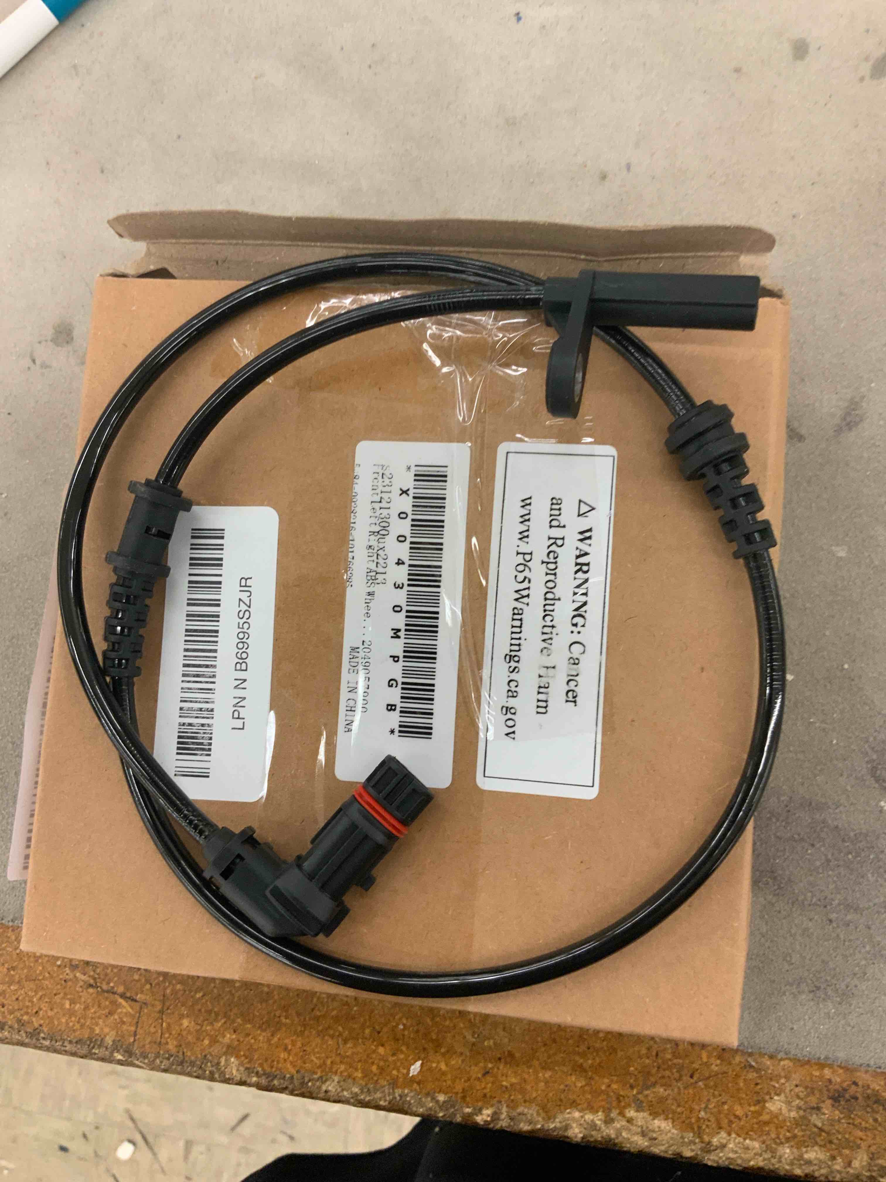 https://s3.amazonaws.com/lotting-images-prod/BoxBids/BXB0506672_1779800662680.jpeg