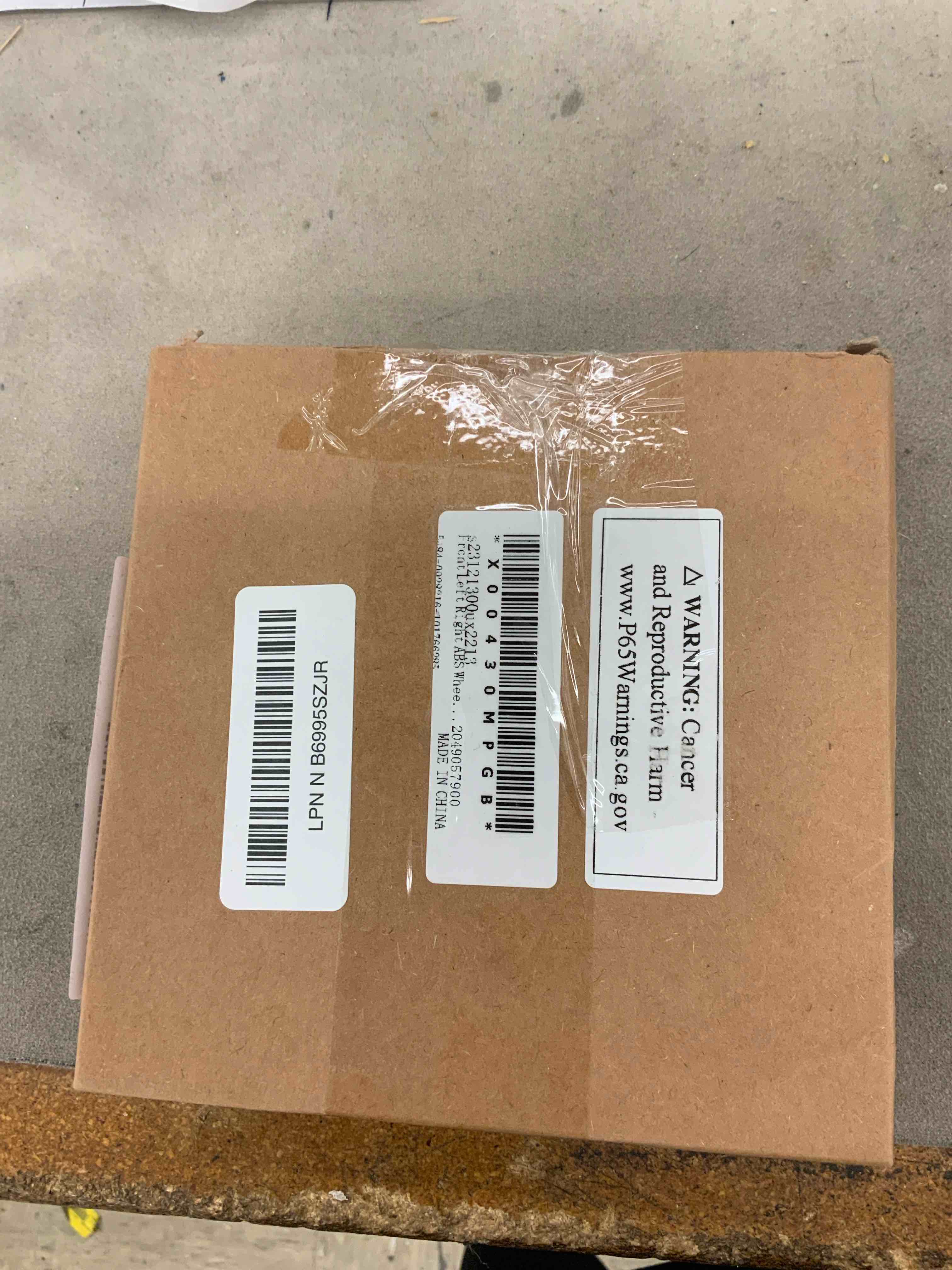 https://s3.amazonaws.com/lotting-images-prod/BoxBids/BXB0506672_1779800687448.jpeg