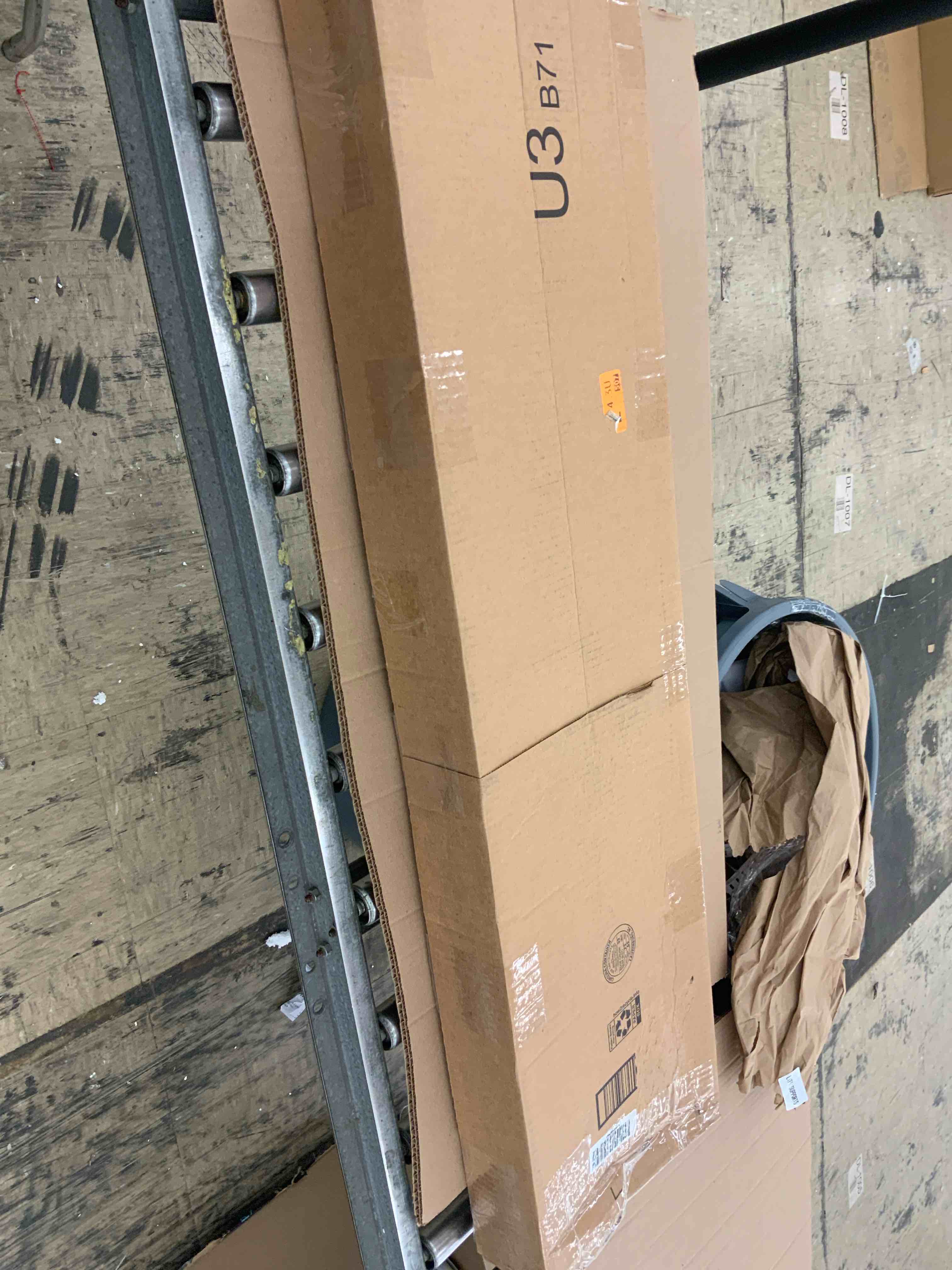 https://s3.amazonaws.com/lotting-images-prod/BoxBids/BXB0506674_1779802142488.jpeg
