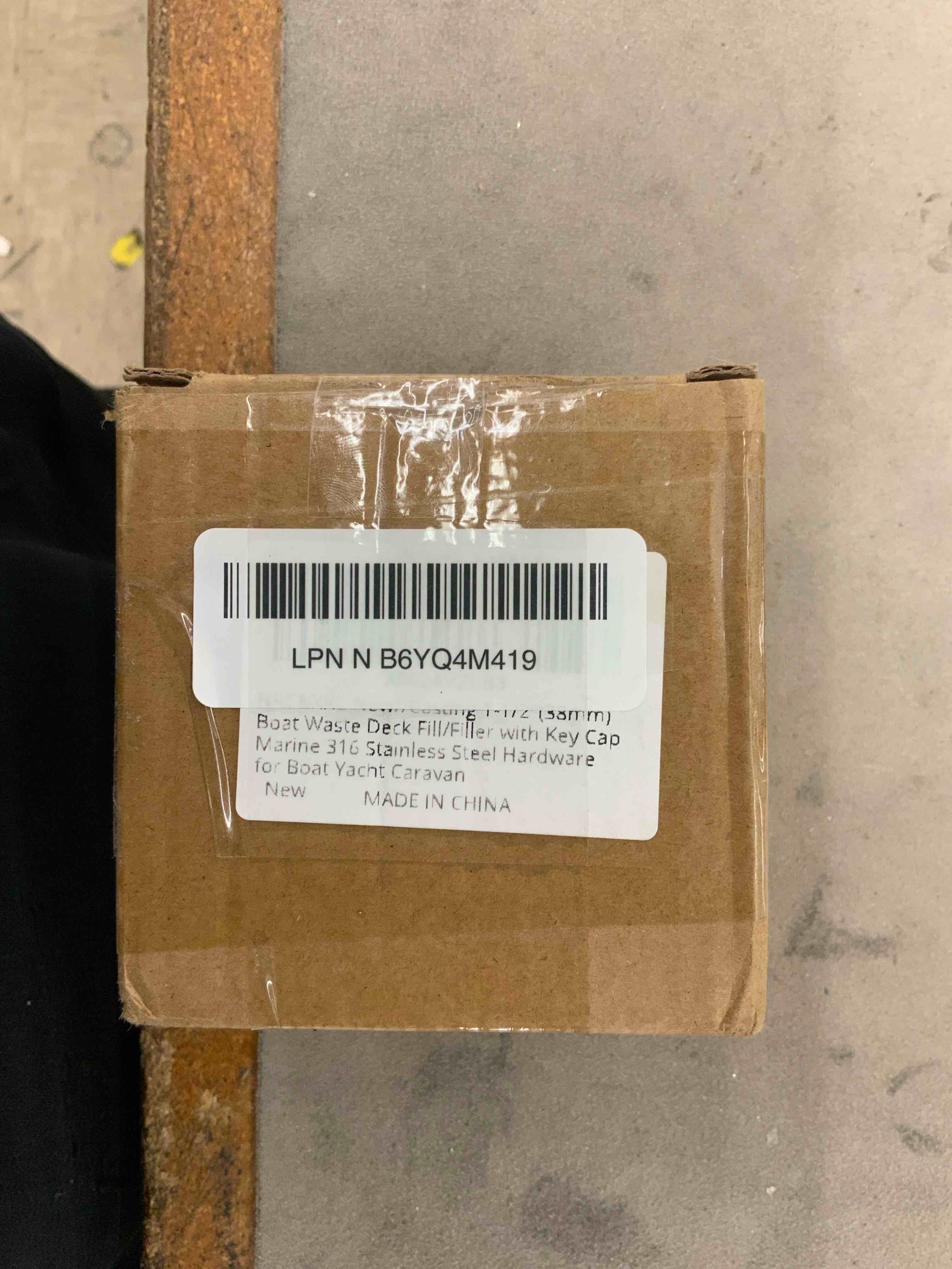 https://s3.amazonaws.com/lotting-images-prod/BoxBids/BXB0506684_1779803472889.jpeg