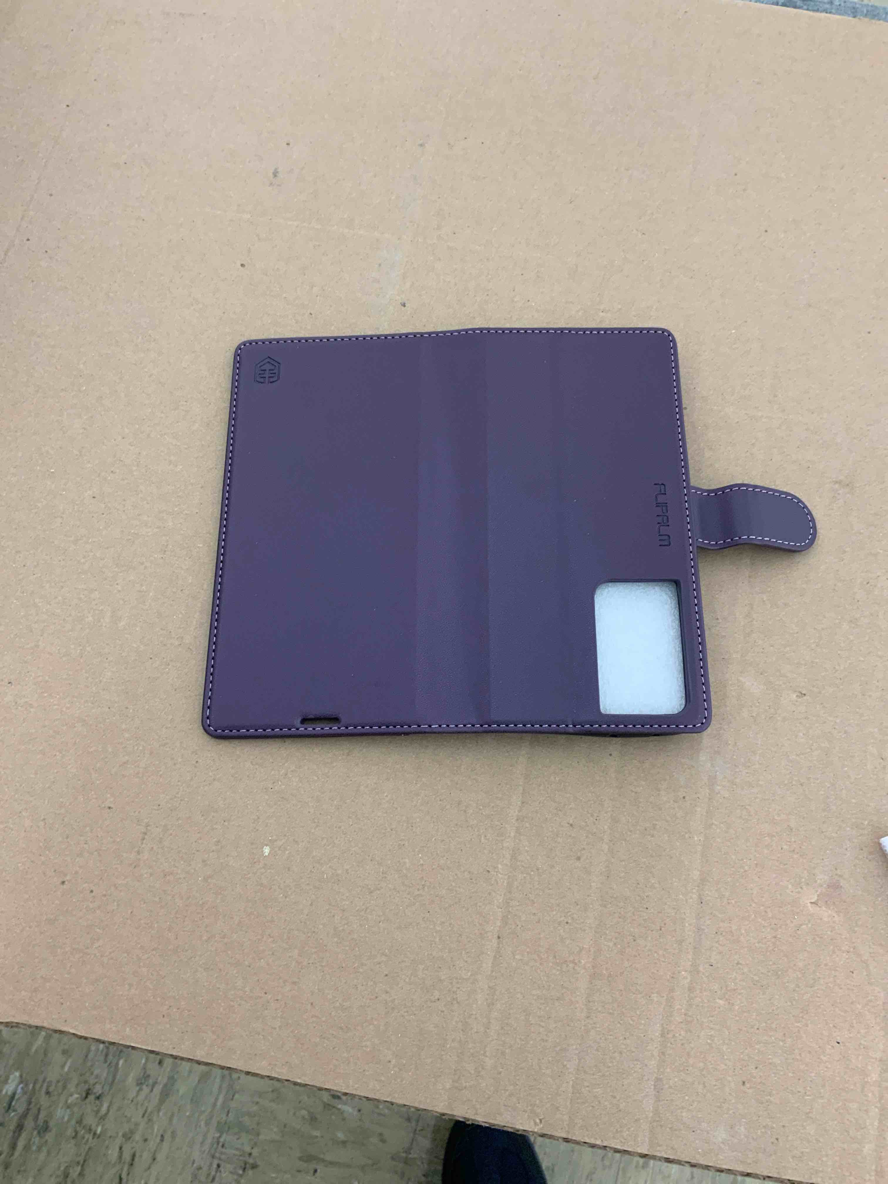 https://s3.amazonaws.com/lotting-images-prod/BoxBids/BXB0506690_1779804024538.jpeg