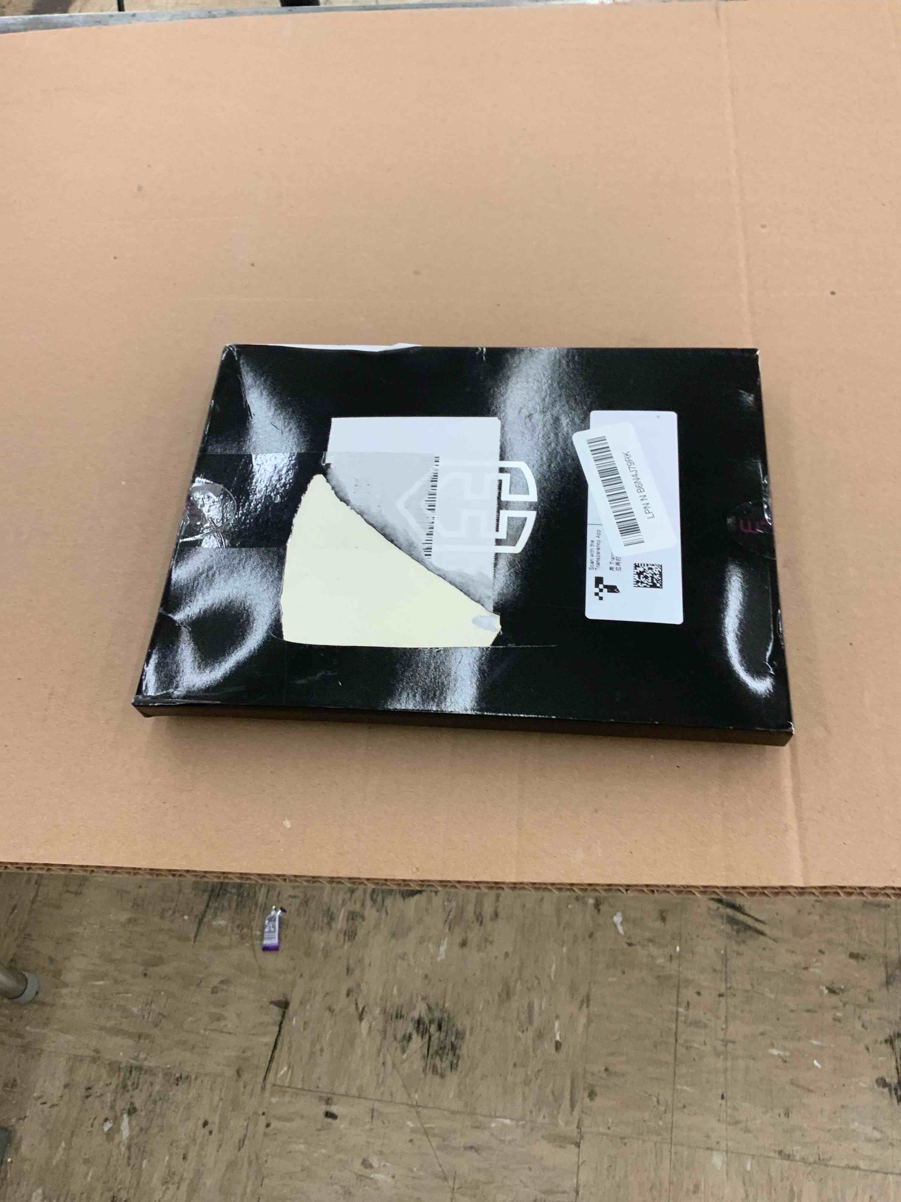 https://s3.amazonaws.com/lotting-images-prod/BoxBids/BXB0506690_1779804059691.jpeg