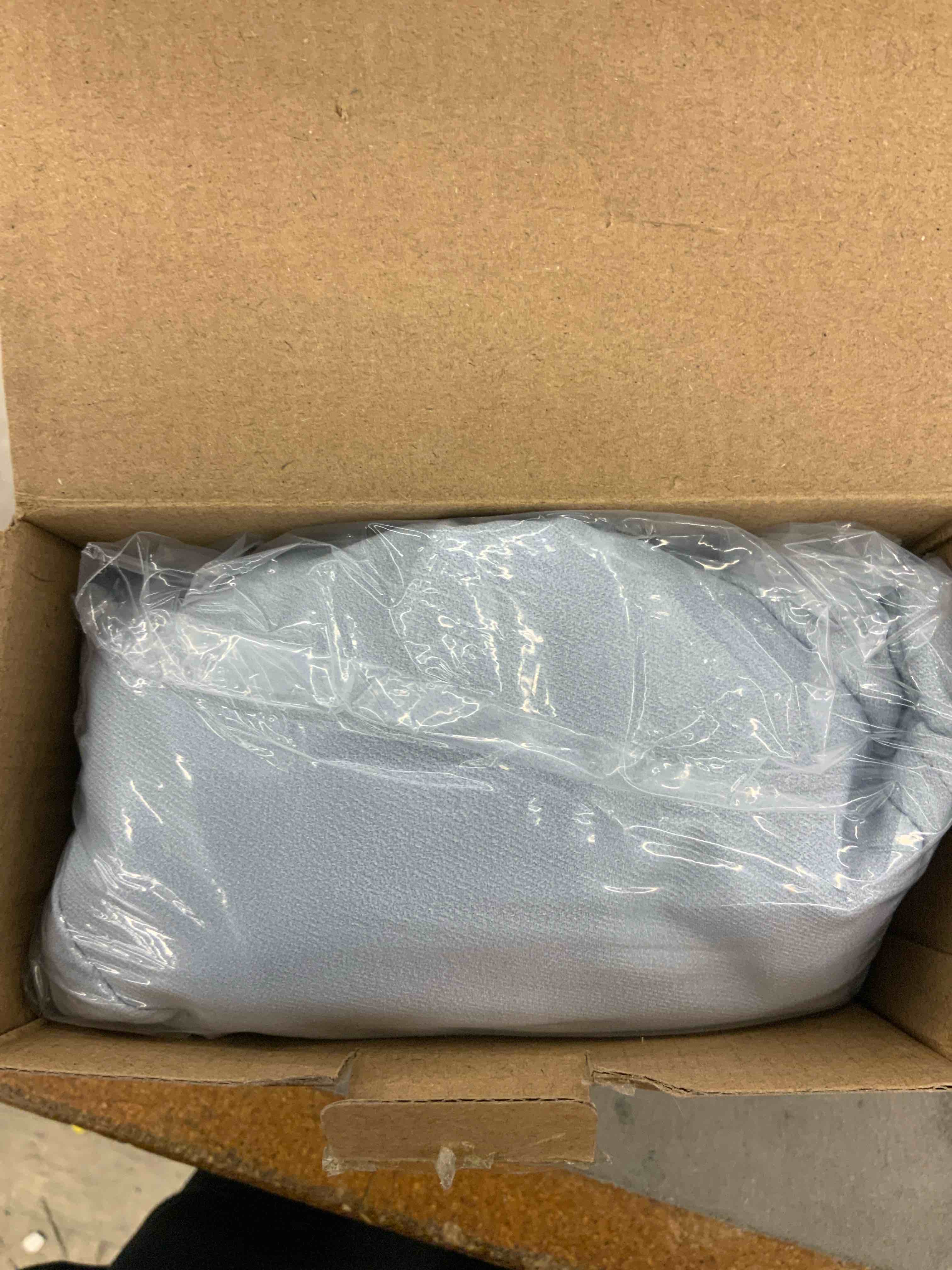 https://s3.amazonaws.com/lotting-images-prod/BoxBids/BXB0506692_1779803740199.jpeg