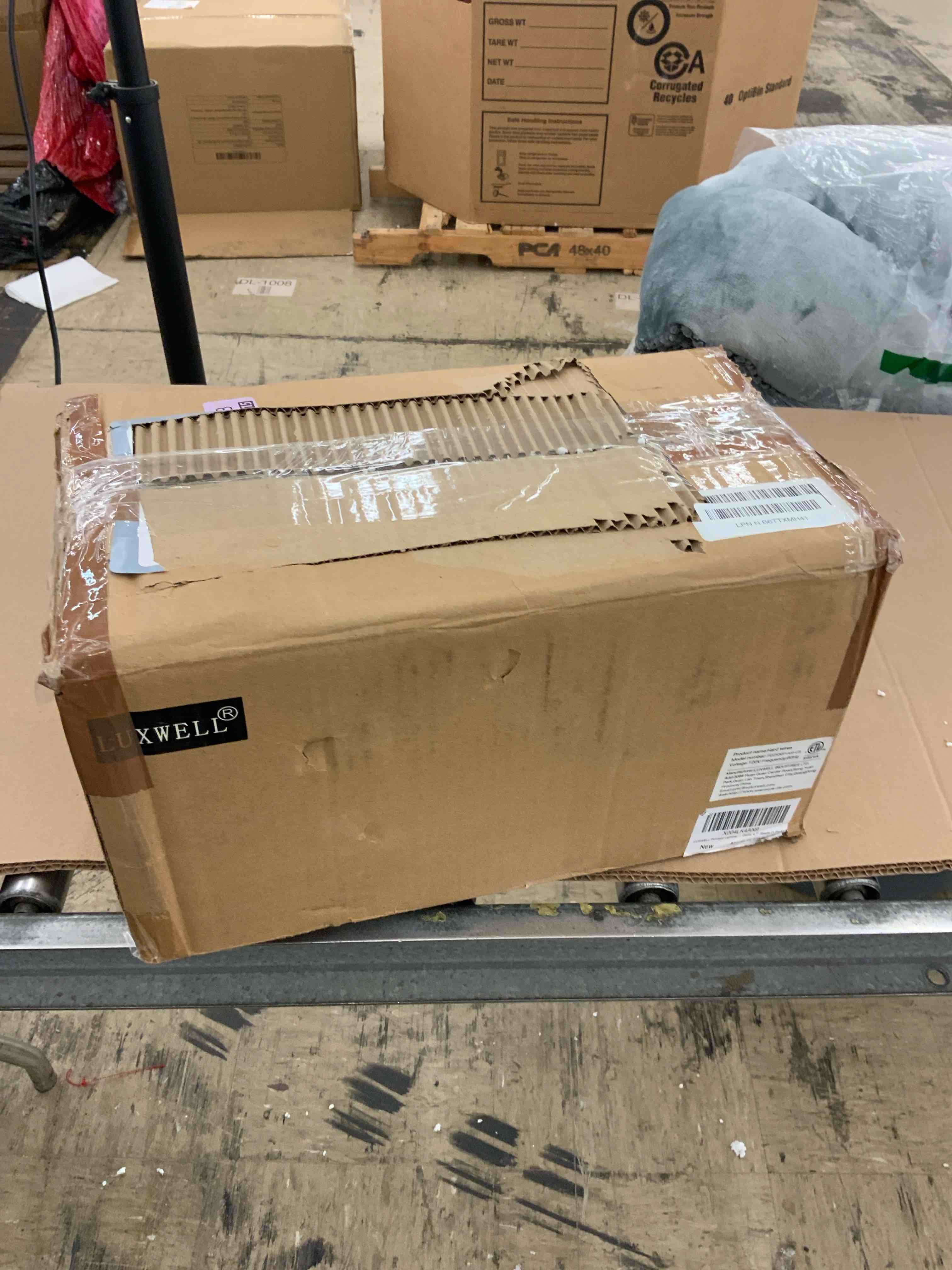 https://s3.amazonaws.com/lotting-images-prod/BoxBids/BXB0506742_1779821402212.jpeg