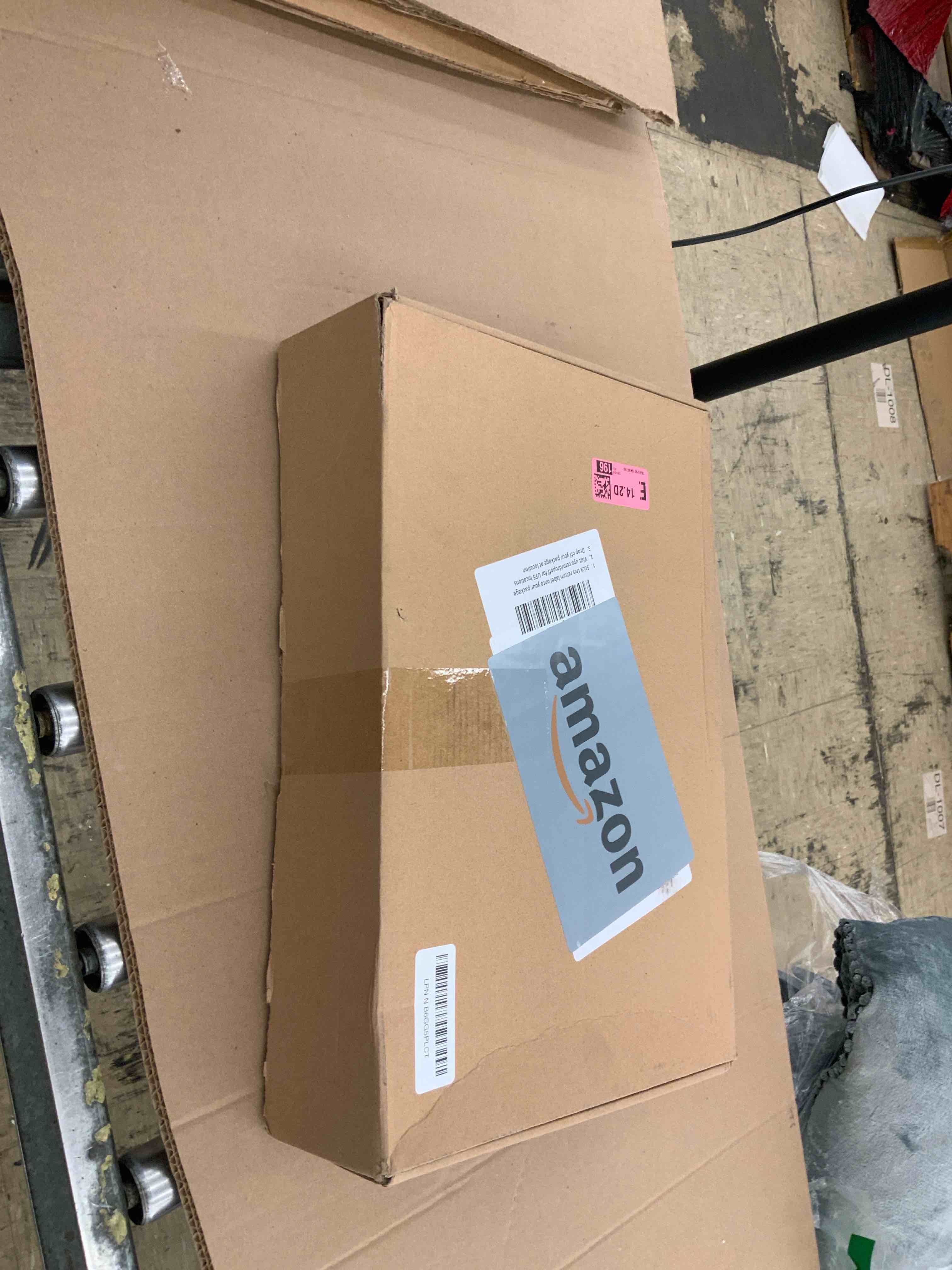 https://s3.amazonaws.com/lotting-images-prod/BoxBids/BXB0506750_1779825759138.jpeg