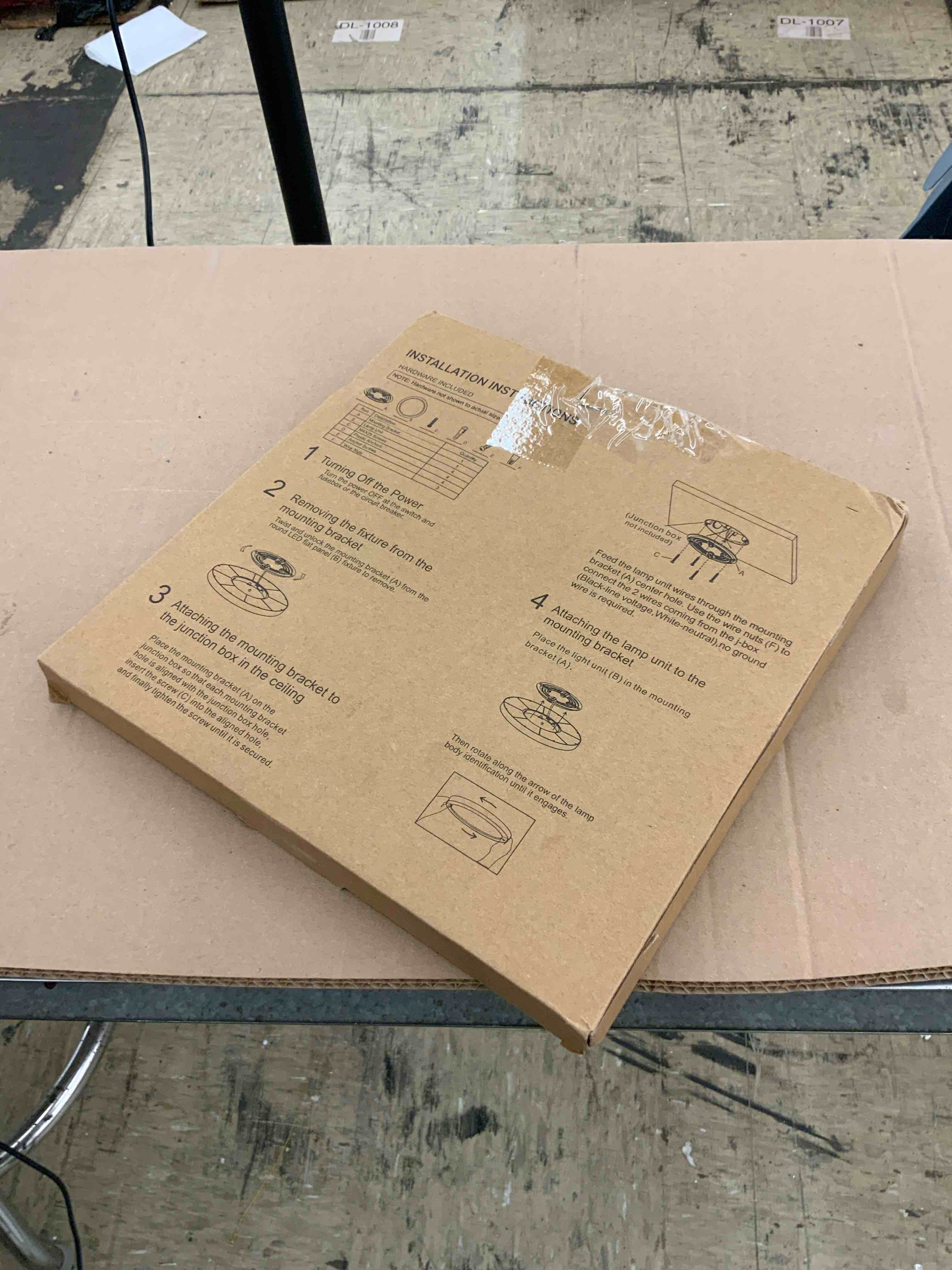 https://s3.amazonaws.com/lotting-images-prod/BoxBids/BXB0506777_1779892939524.jpeg