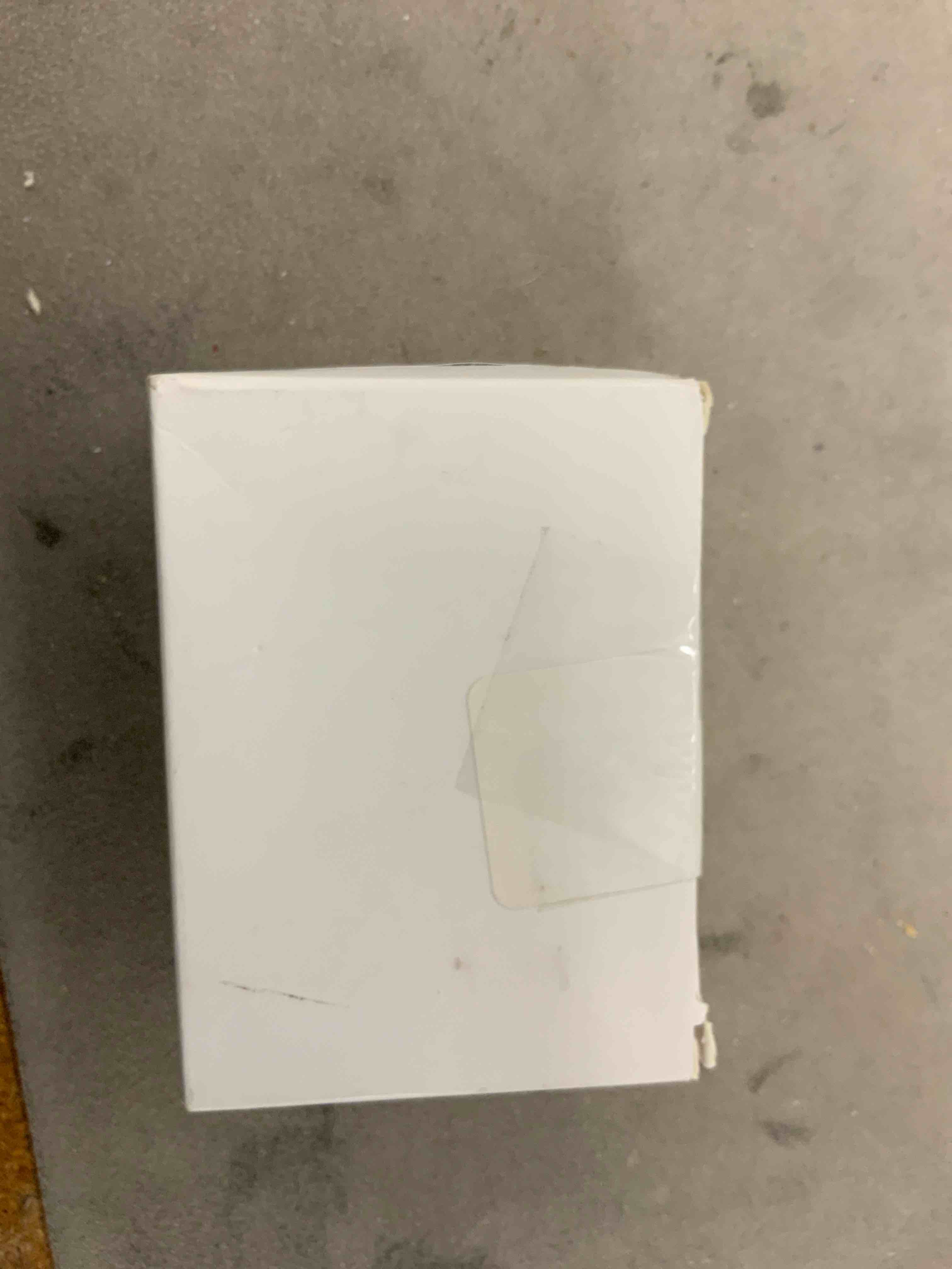 https://s3.amazonaws.com/lotting-images-prod/BoxBids/BXB0506787_1779895526070.jpeg