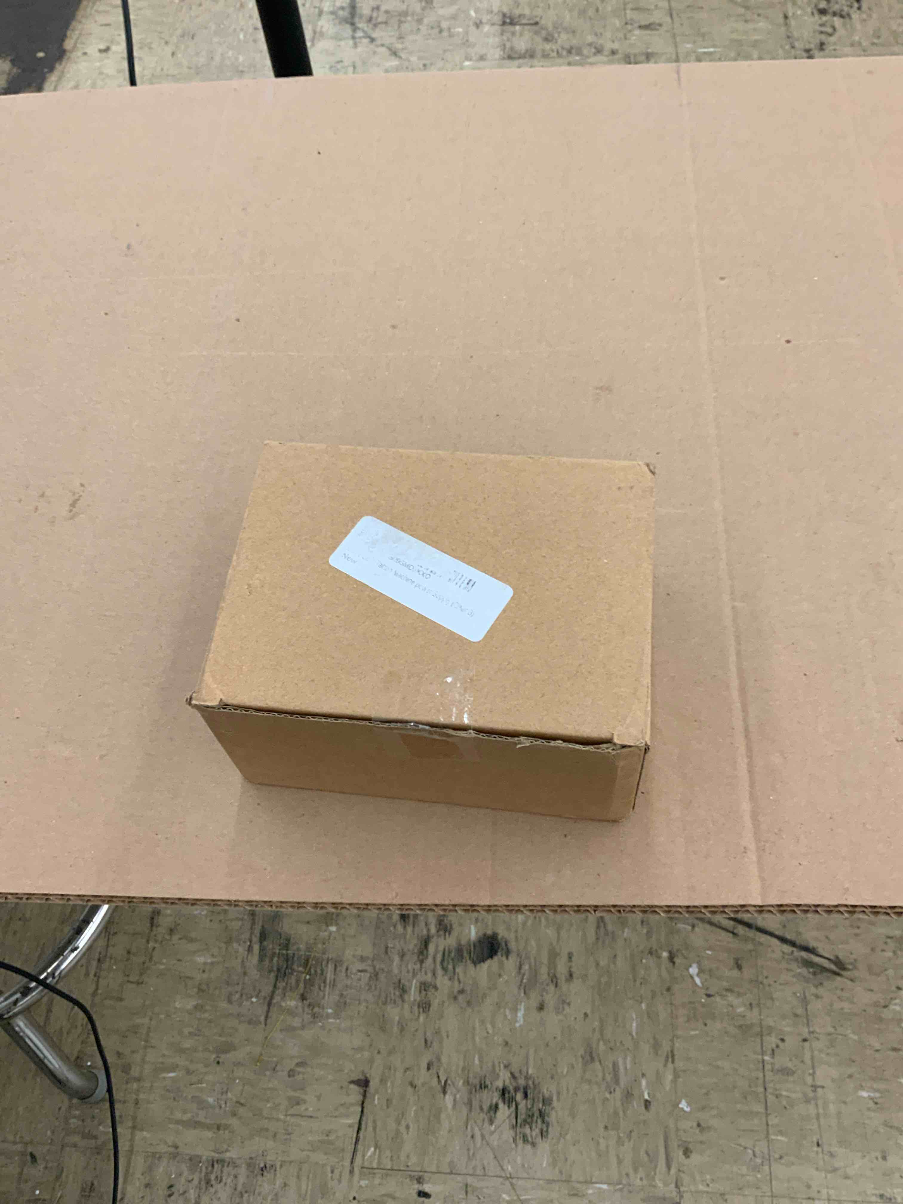 https://s3.amazonaws.com/lotting-images-prod/BoxBids/BXB0506848_1779891091735.jpeg