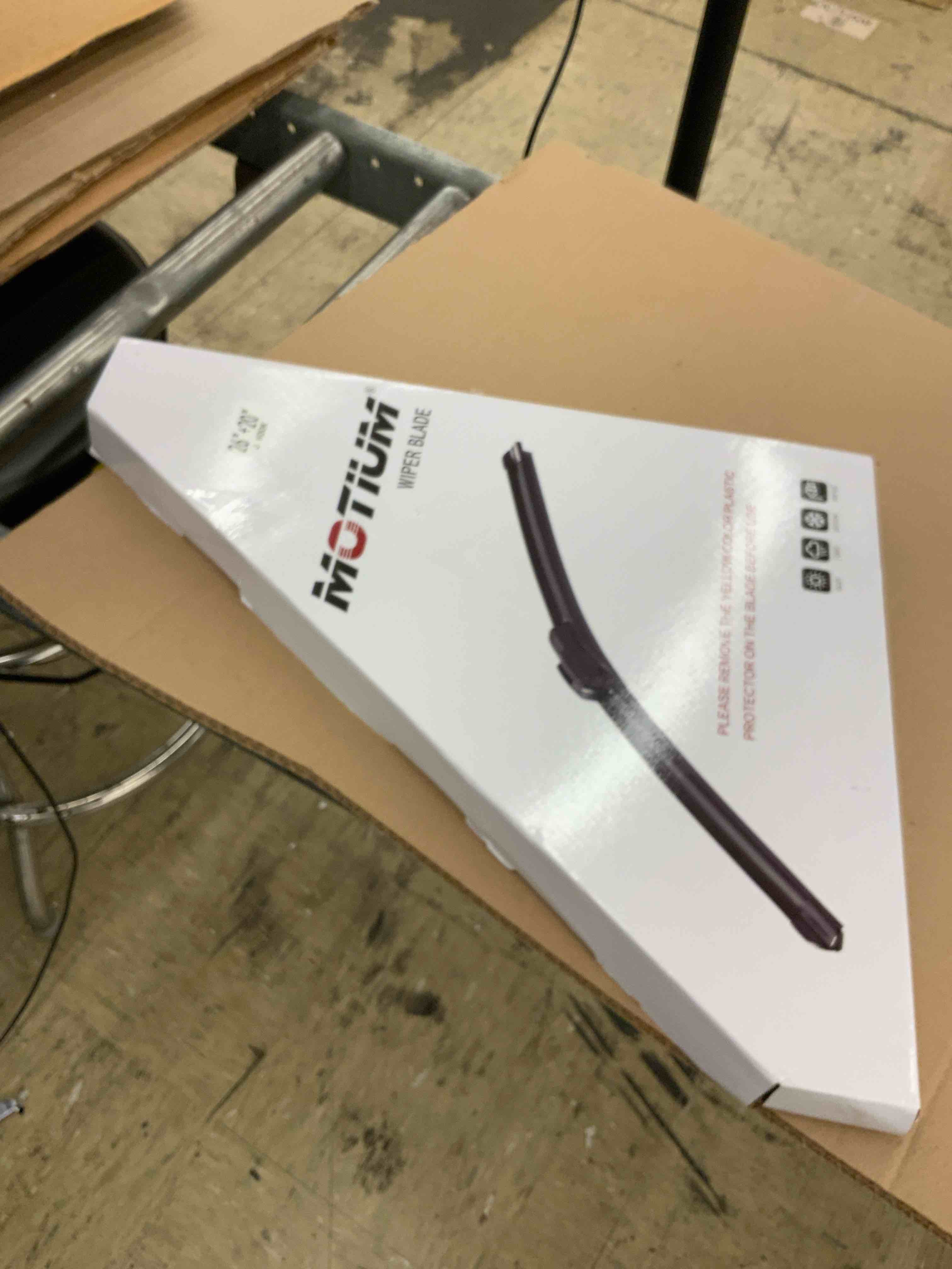 https://s3.amazonaws.com/lotting-images-prod/BoxBids/BXB0506854_1779889830636.jpeg