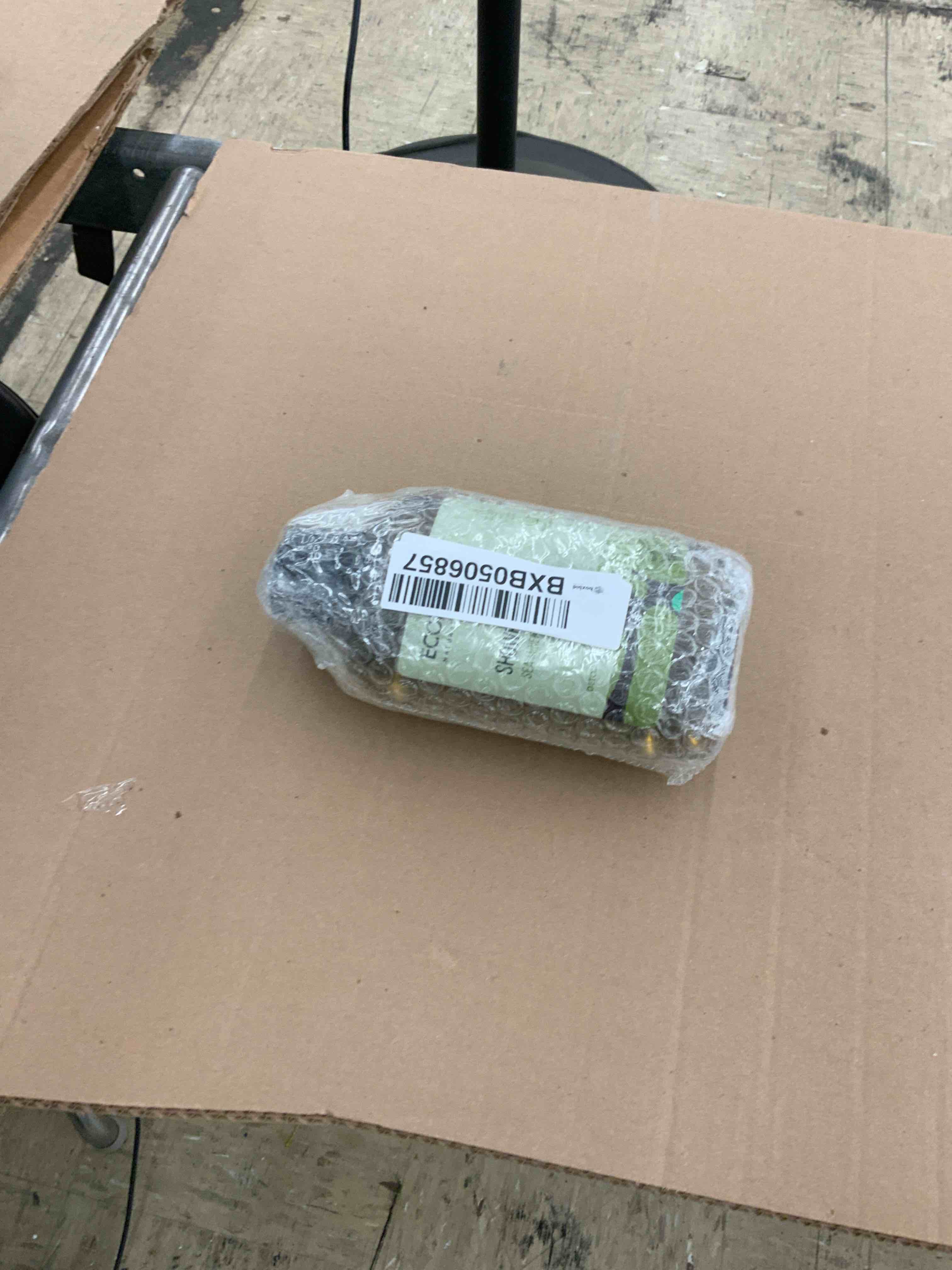 https://s3.amazonaws.com/lotting-images-prod/BoxBids/BXB0506857_1779888393212.jpeg
