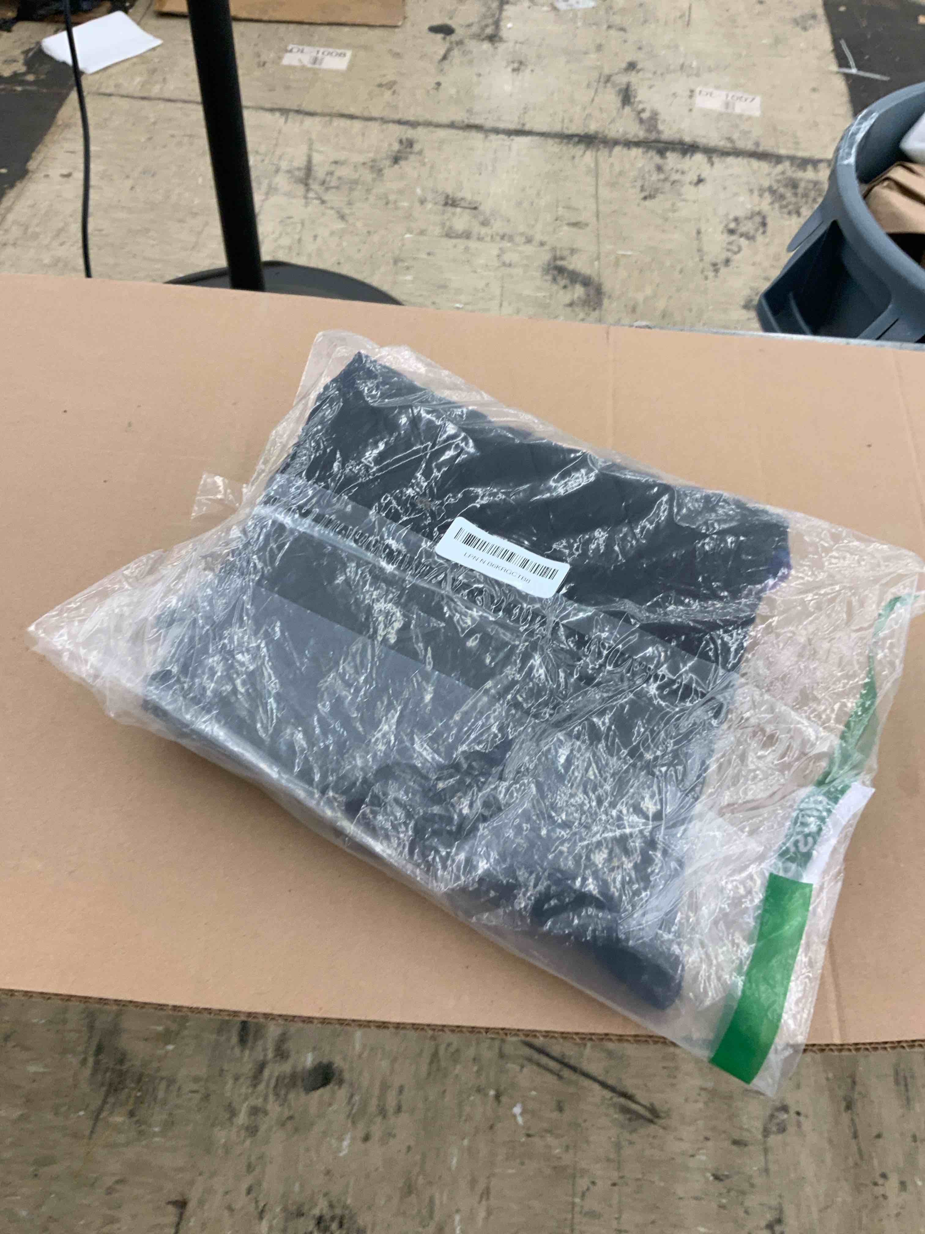 https://s3.amazonaws.com/lotting-images-prod/BoxBids/BXB0506860_1779887753825.jpeg