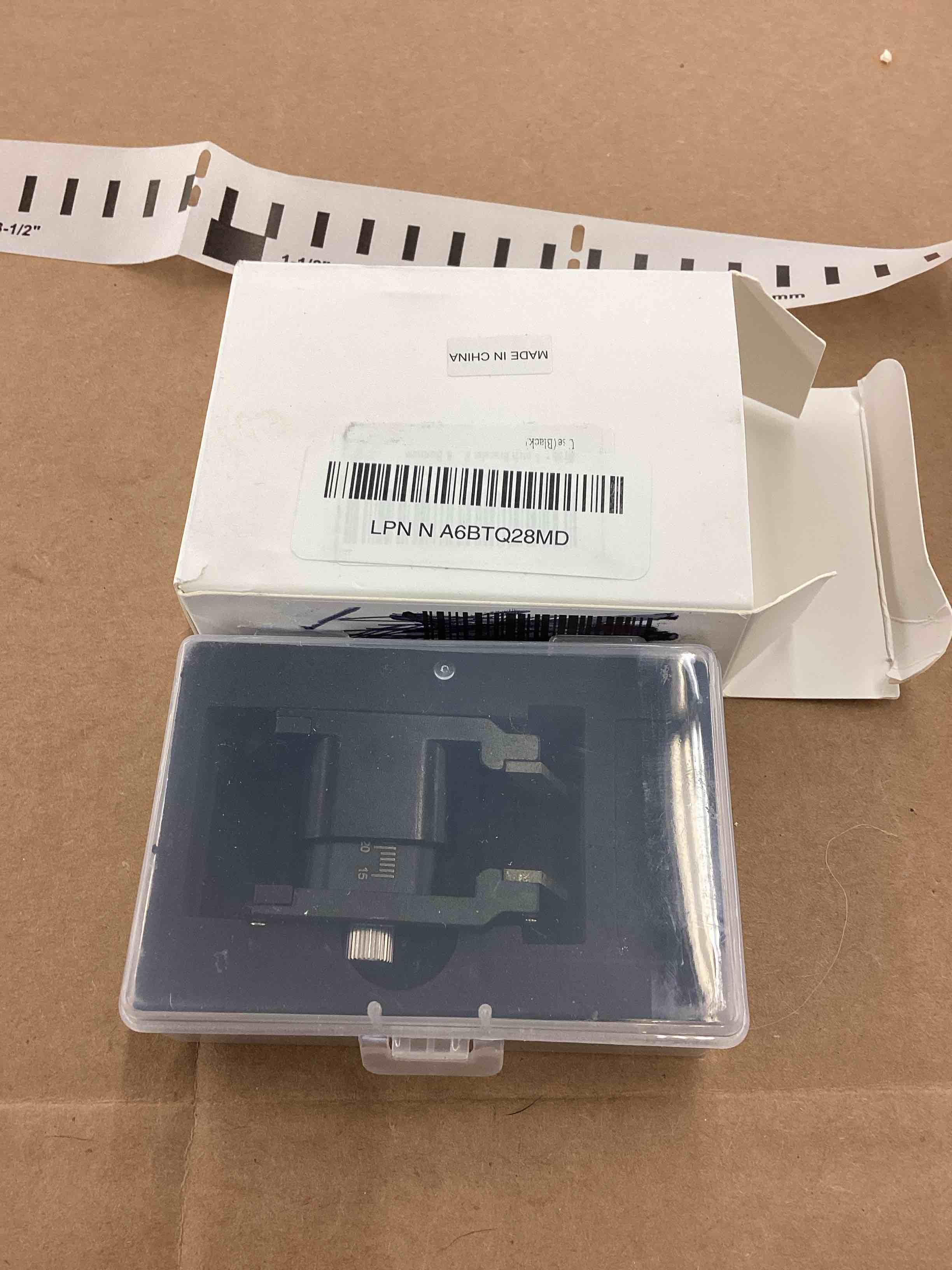 https://s3.amazonaws.com/lotting-images-prod/BoxBids/BXB0507242_1780068465596.jpeg