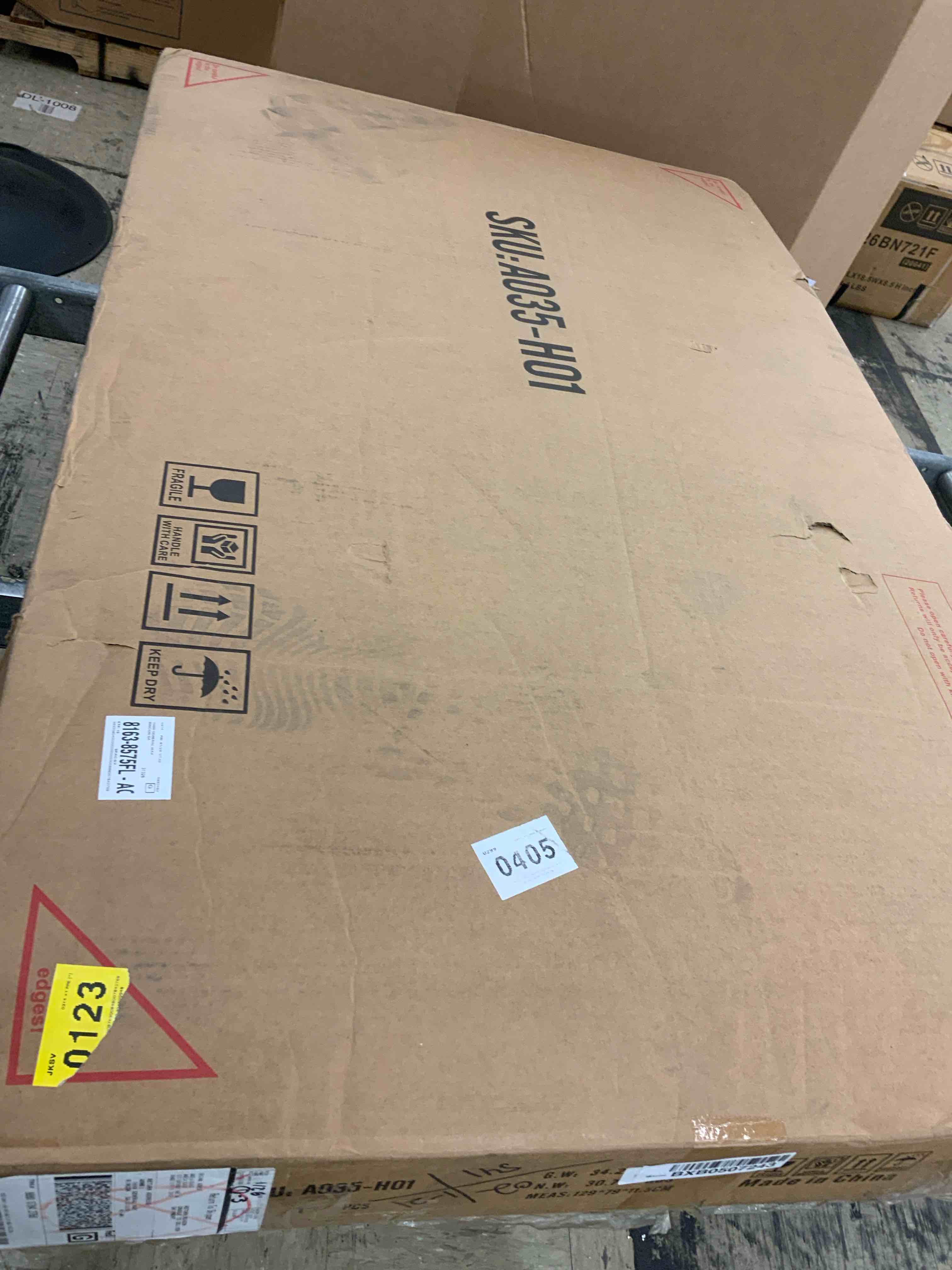 https://s3.amazonaws.com/lotting-images-prod/BoxBids/BXB0507243_1780324487954.jpeg
