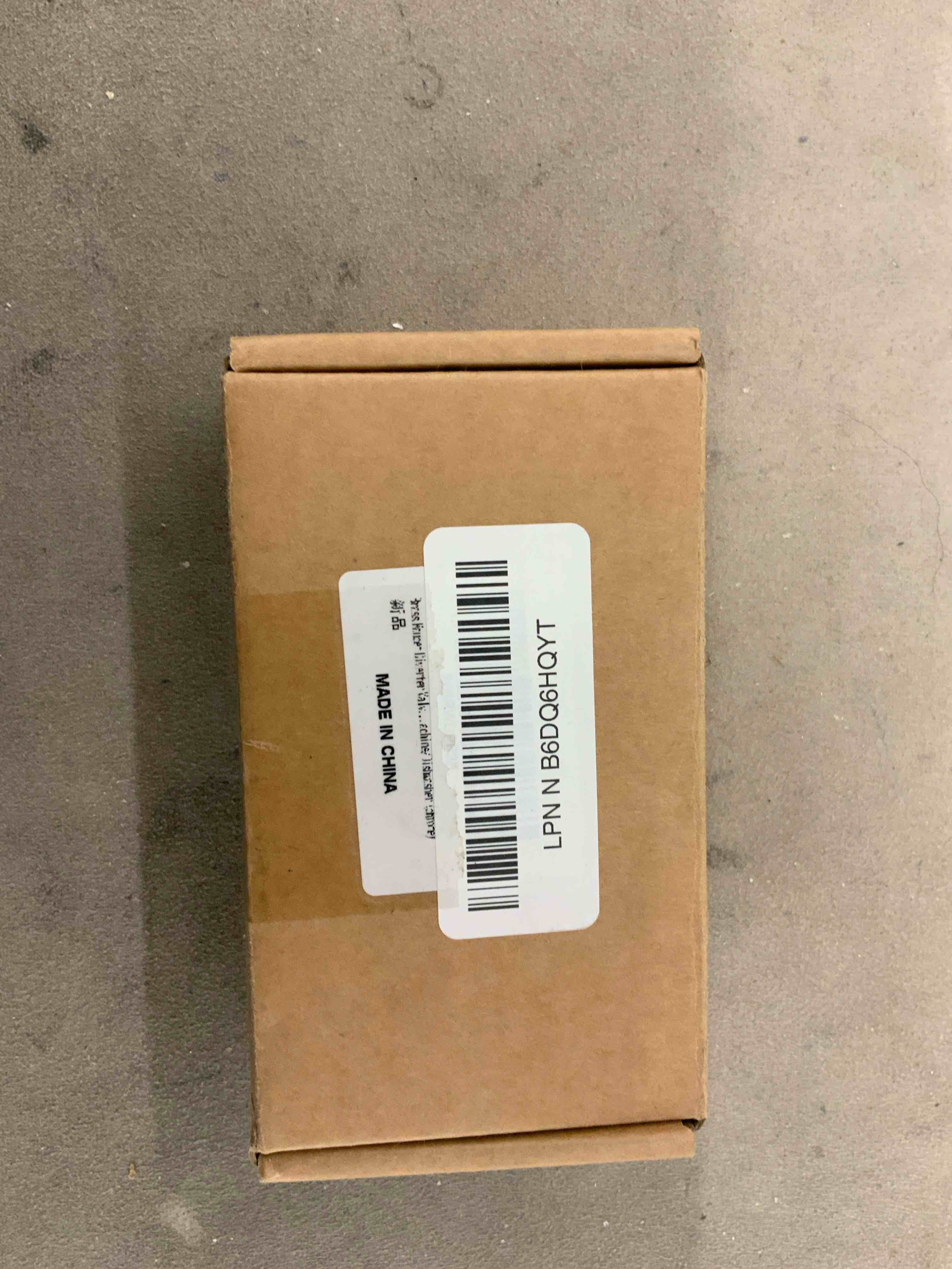 https://s3.amazonaws.com/lotting-images-prod/BoxBids/BXB0507278_1780077155757.jpeg
