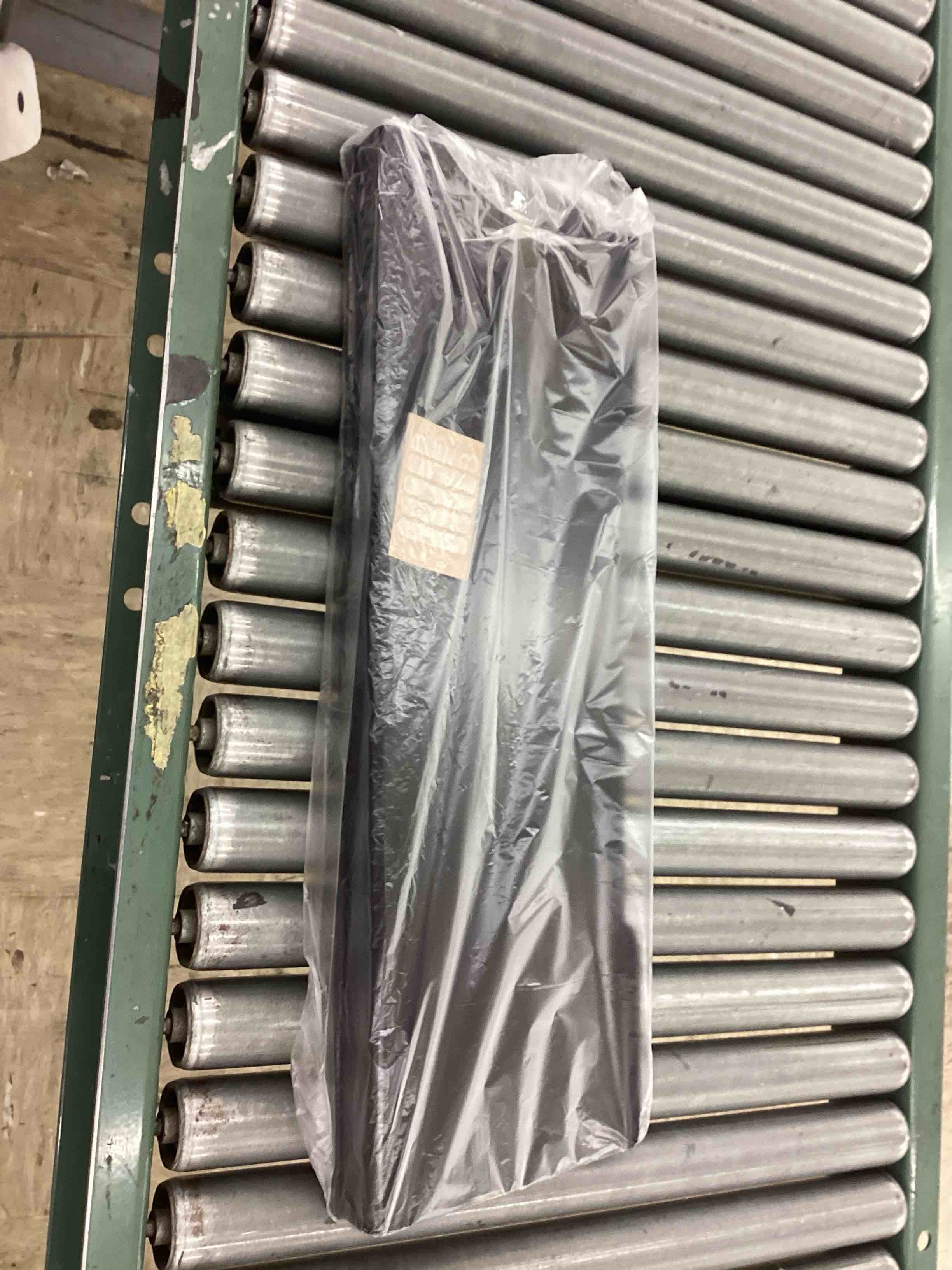 https://s3.amazonaws.com/lotting-images-prod/BoxBids/BXB0507398_1780075245142.jpeg