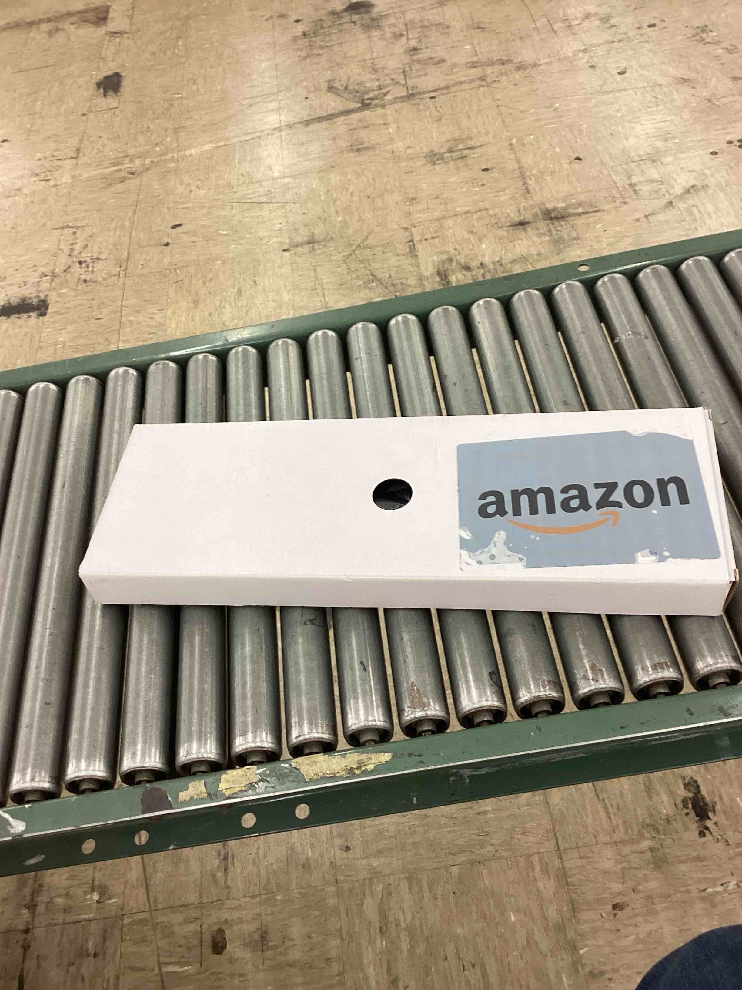 https://s3.amazonaws.com/lotting-images-prod/BoxBids/BXB0507398_1780075359093.jpeg