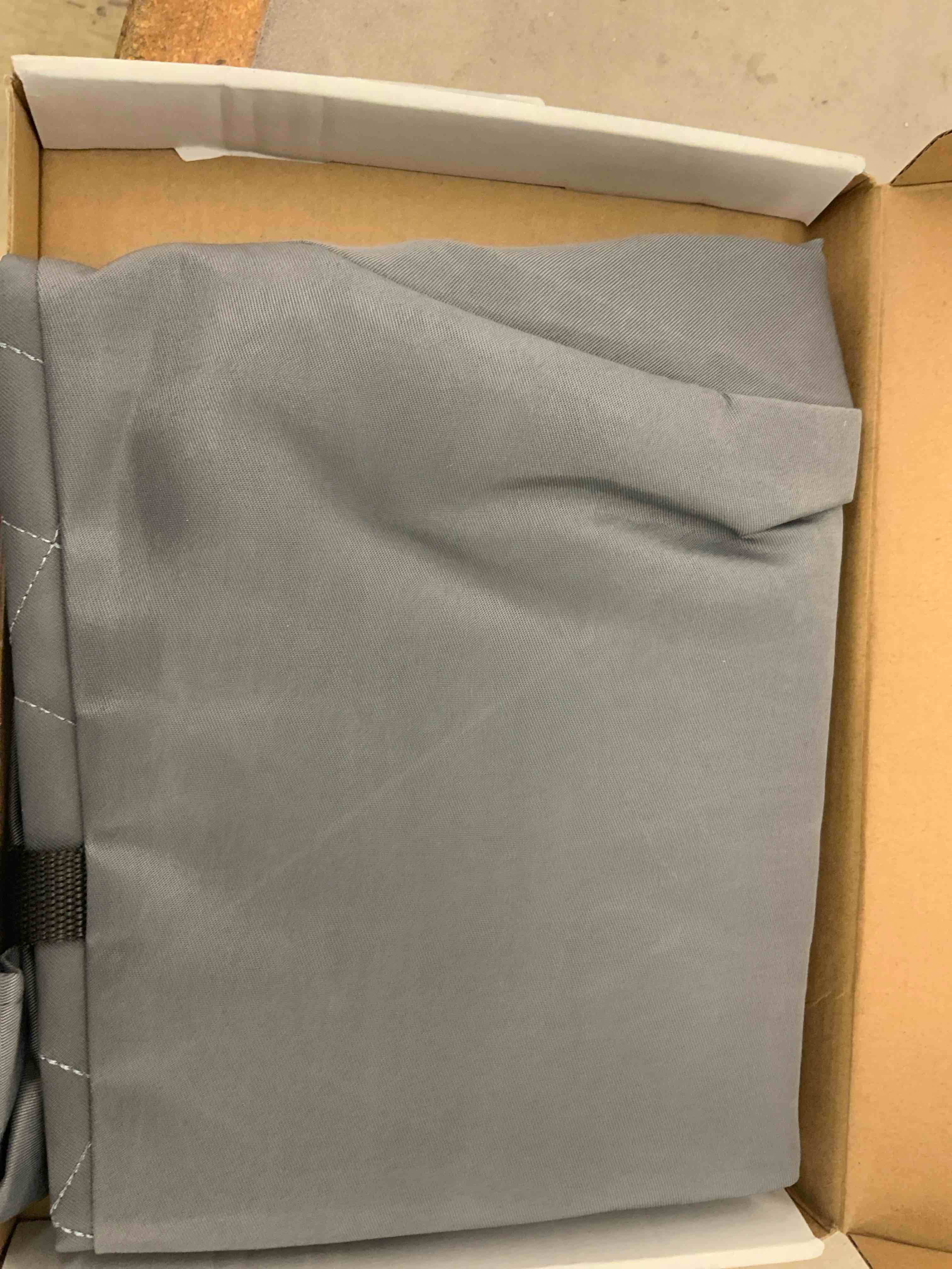 https://s3.amazonaws.com/lotting-images-prod/BoxBids/BXB0507537_1779971893381.jpeg