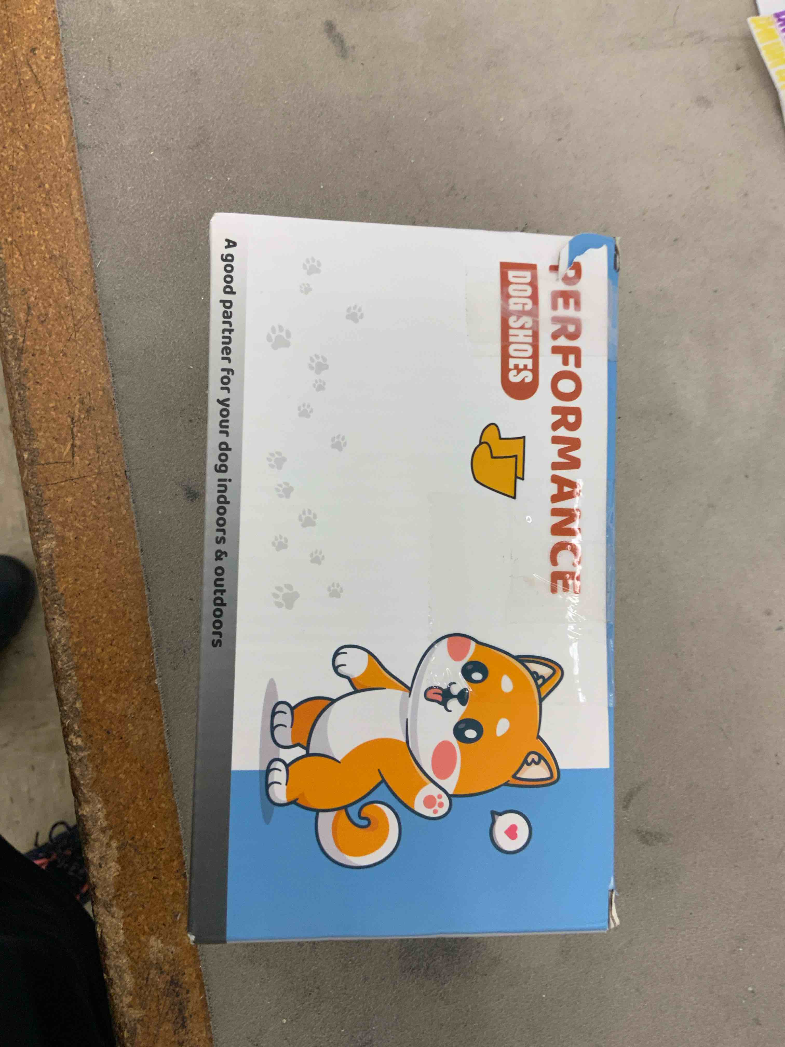 https://s3.amazonaws.com/lotting-images-prod/BoxBids/BXB0507627_1779992574499.jpeg