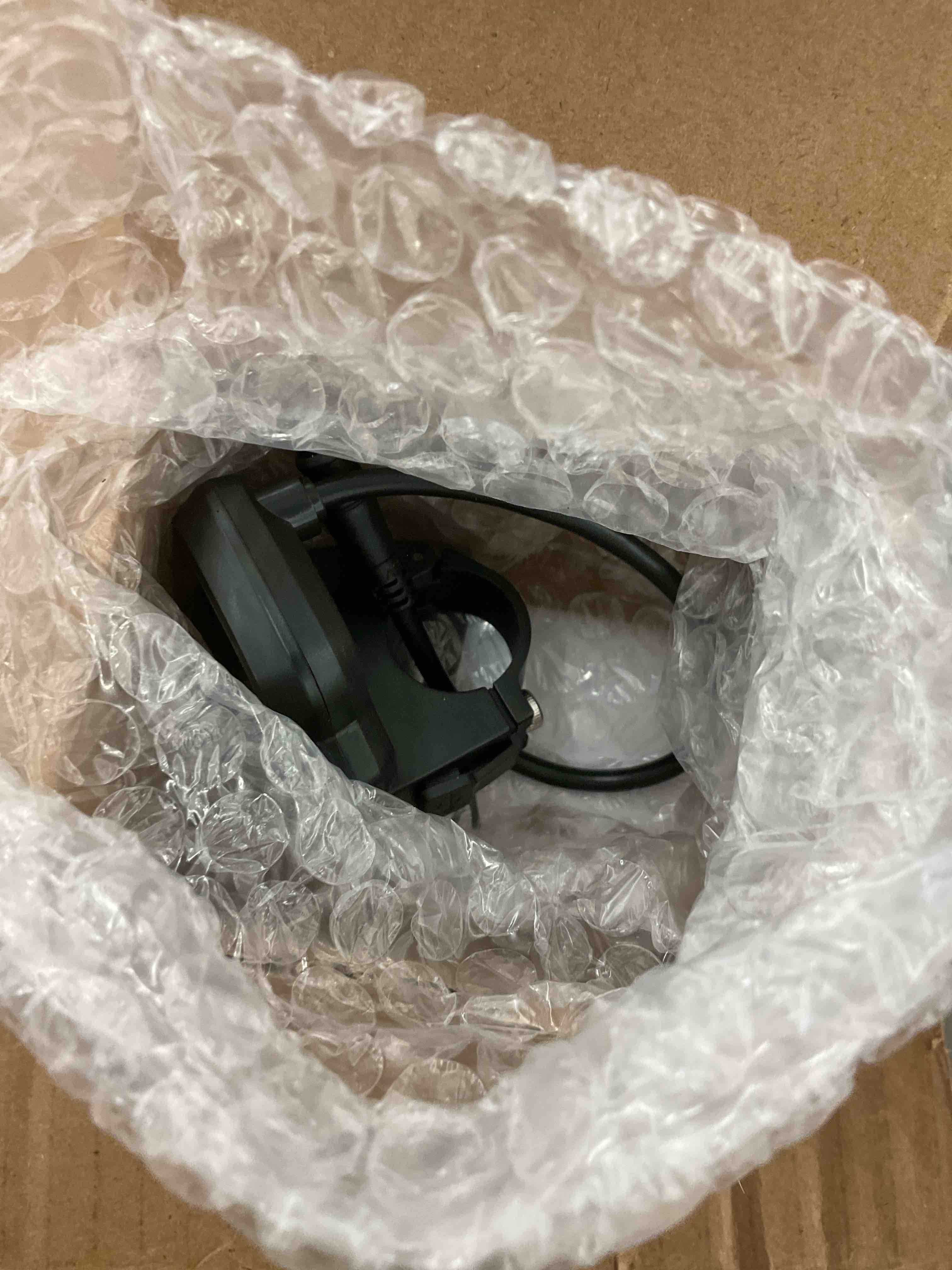 https://s3.amazonaws.com/lotting-images-prod/BoxBids/BXB0507735_1779813317565.jpeg