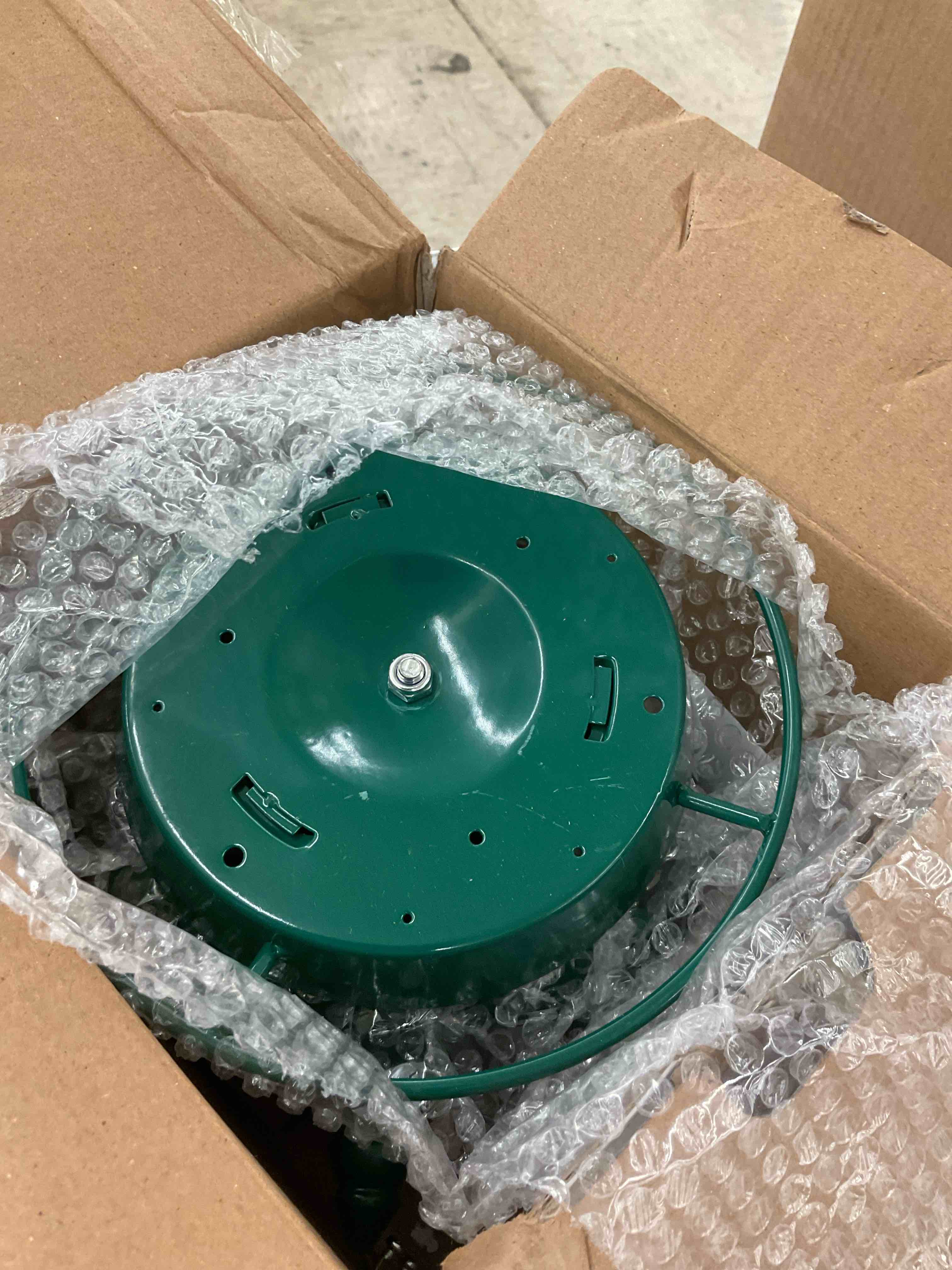 https://s3.amazonaws.com/lotting-images-prod/BoxBids/BXB0507780_1779888143011.jpeg