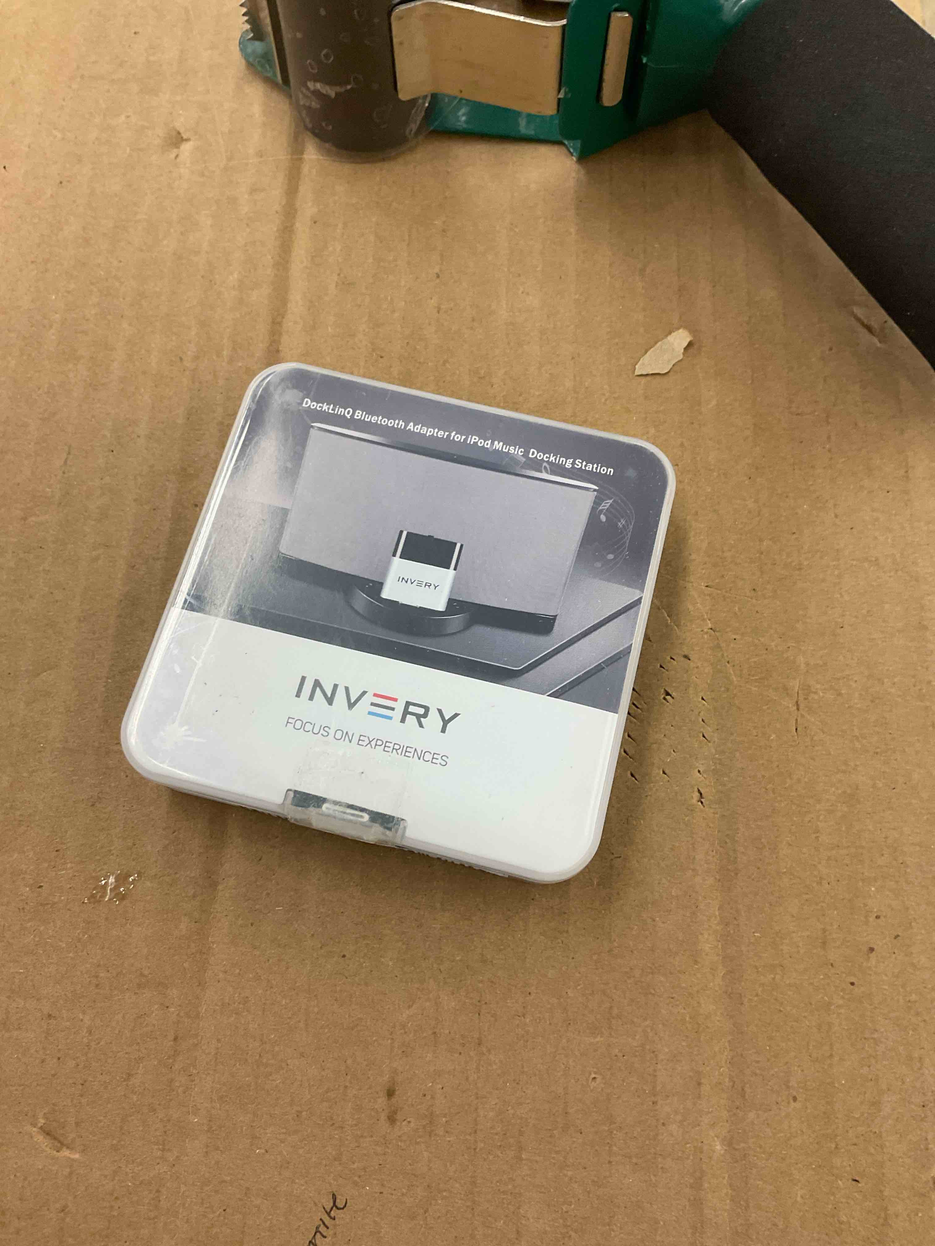 https://s3.amazonaws.com/lotting-images-prod/BoxBids/BXB0507797_1779891195393.jpeg