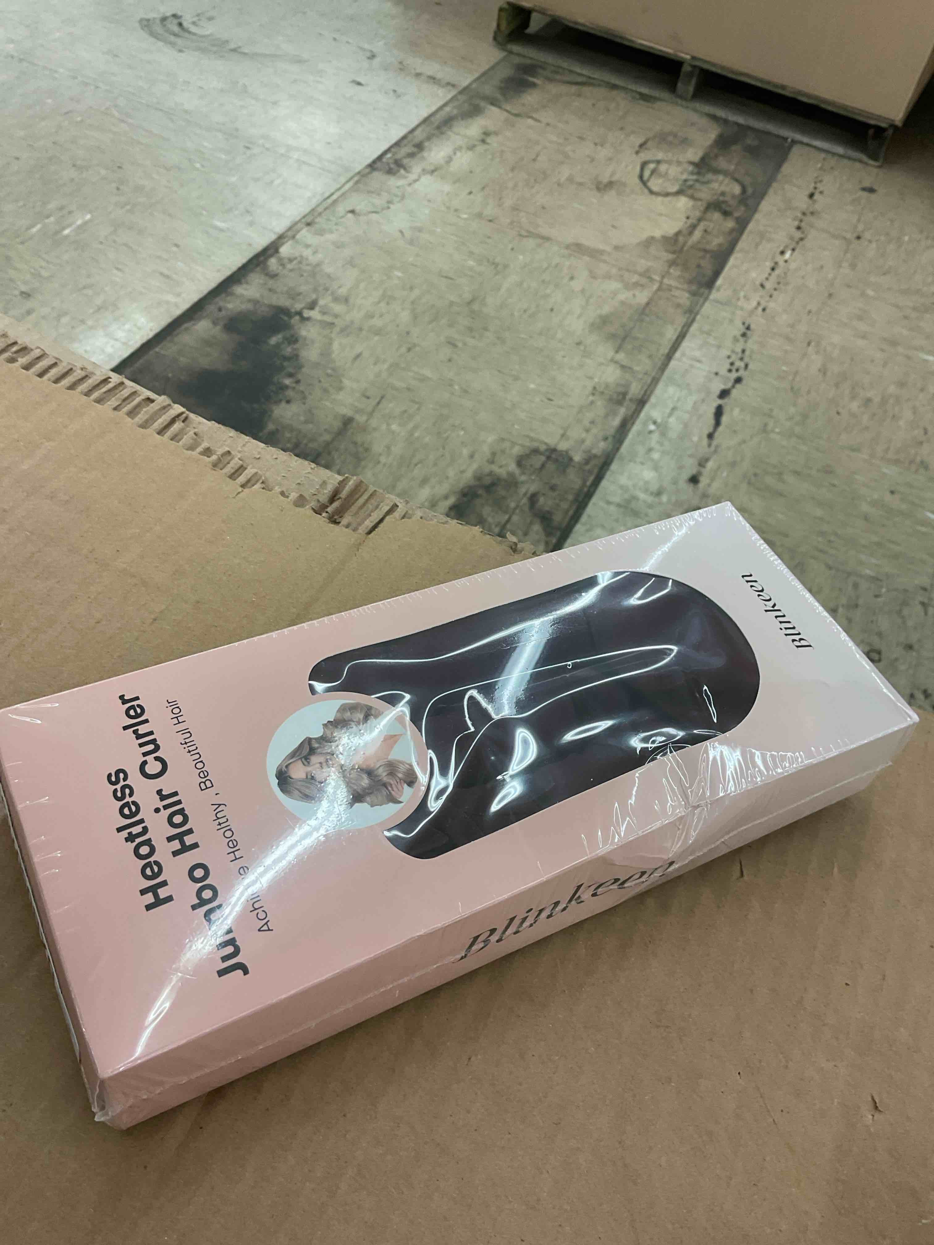 https://s3.amazonaws.com/lotting-images-prod/BoxBids/BXB0507836_1779902636011.jpeg