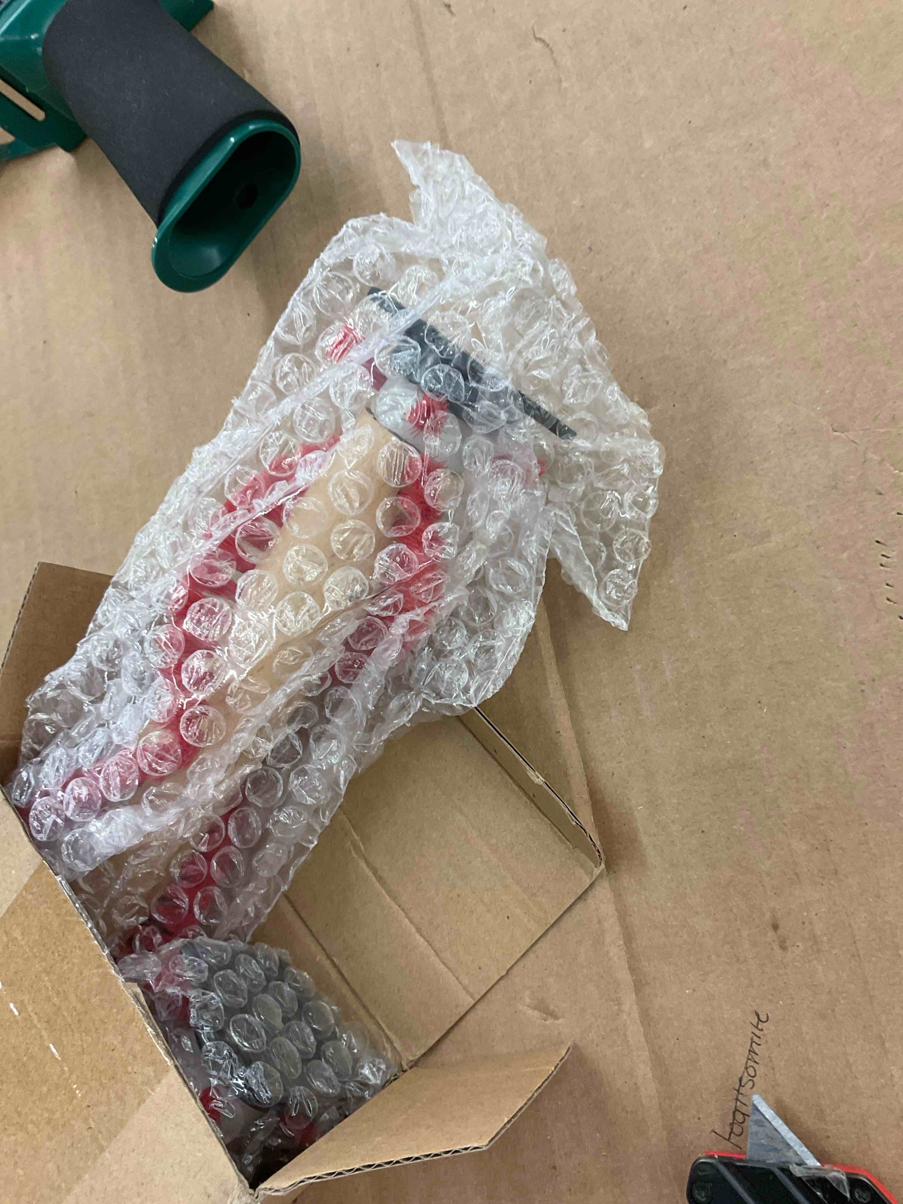 https://s3.amazonaws.com/lotting-images-prod/BoxBids/BXB0507870_1779971892468.jpeg