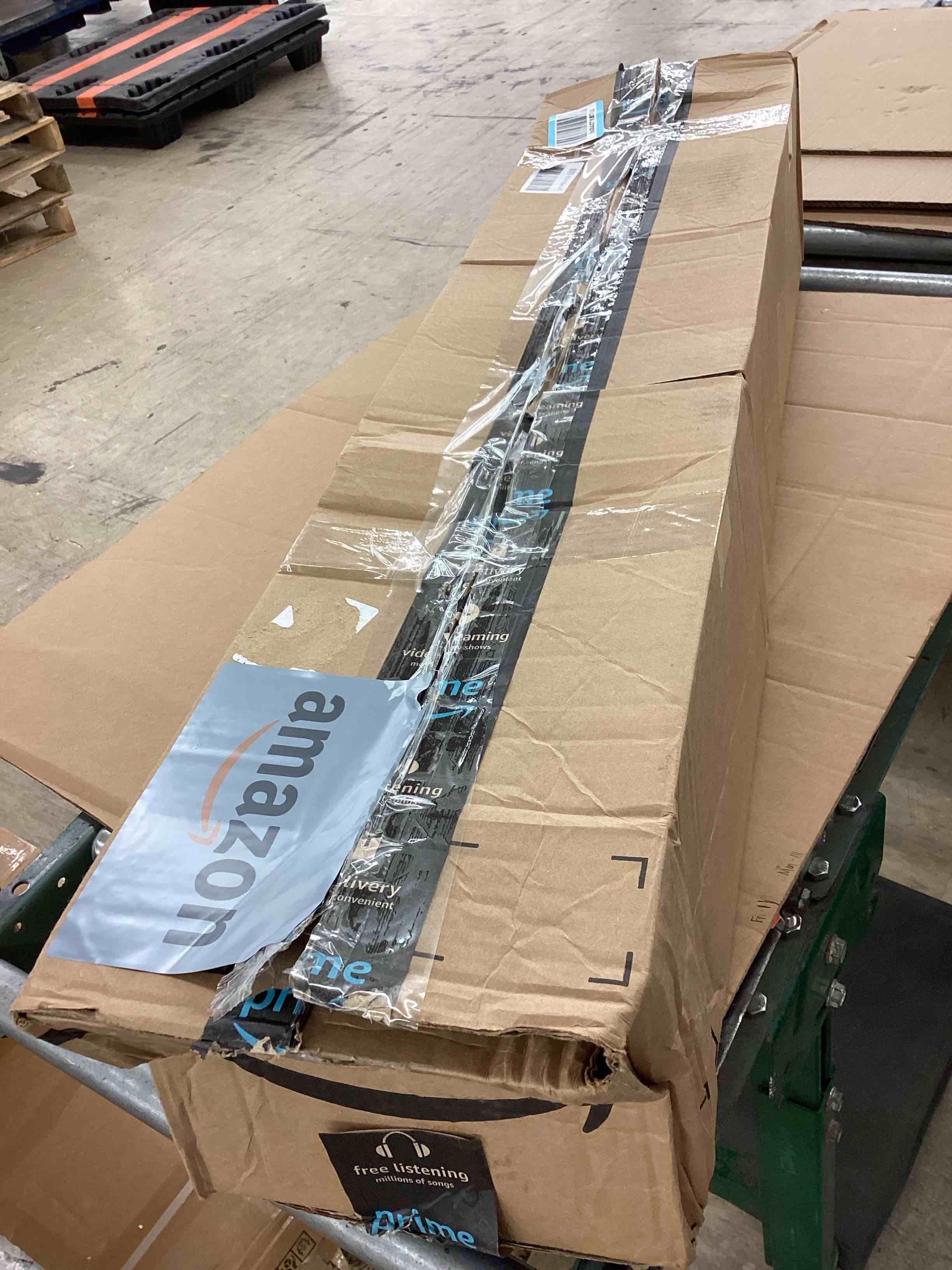 https://s3.amazonaws.com/lotting-images-prod/BoxBids/BXB0507976_1780407305959.jpeg