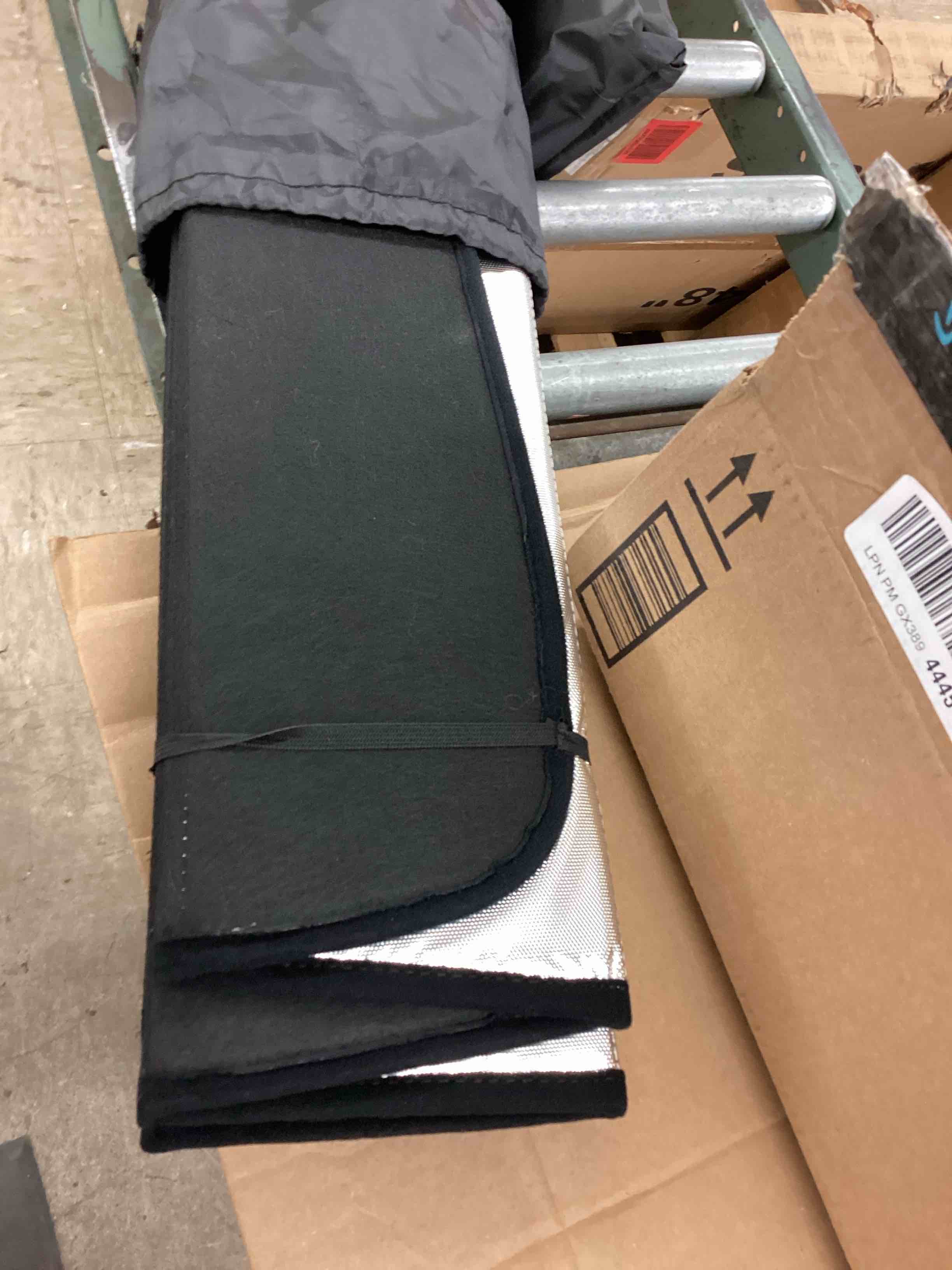 https://s3.amazonaws.com/lotting-images-prod/BoxBids/BXB0507993_1780415865257.jpeg