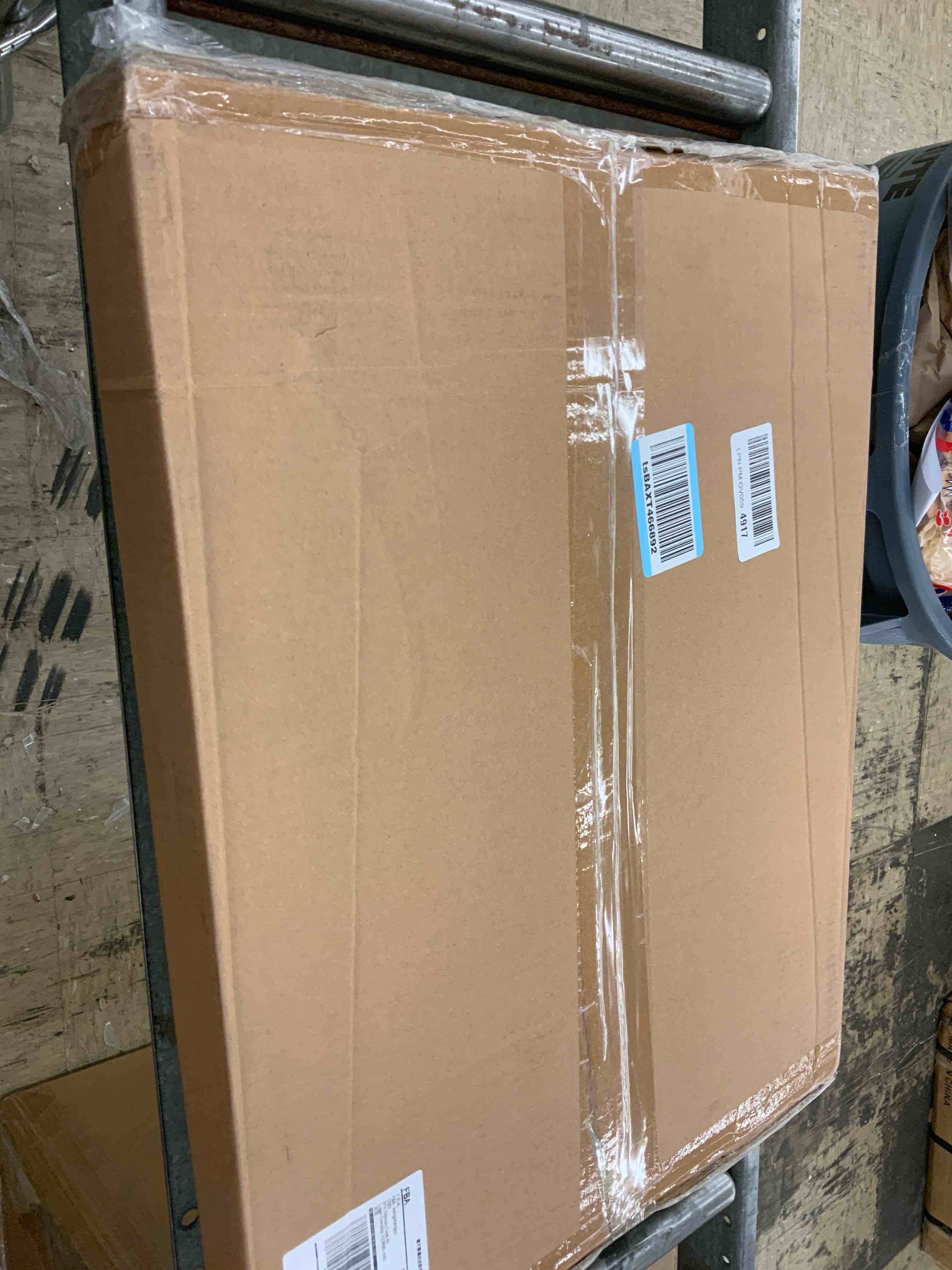 https://s3.amazonaws.com/lotting-images-prod/BoxBids/BXB0600127_1780505830915.jpeg