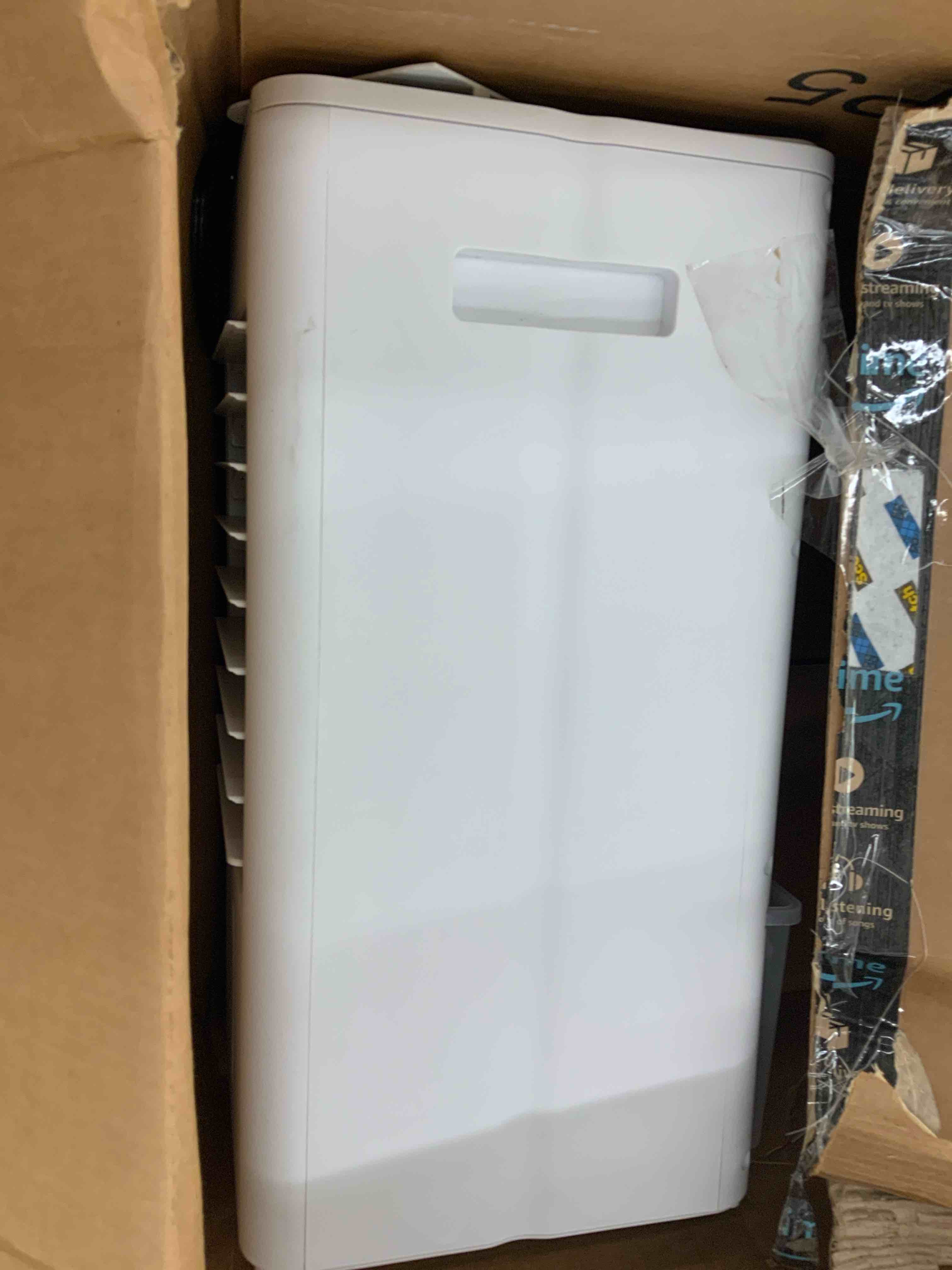 https://s3.amazonaws.com/lotting-images-prod/BoxBids/BXB0600410_1780579281647.jpeg