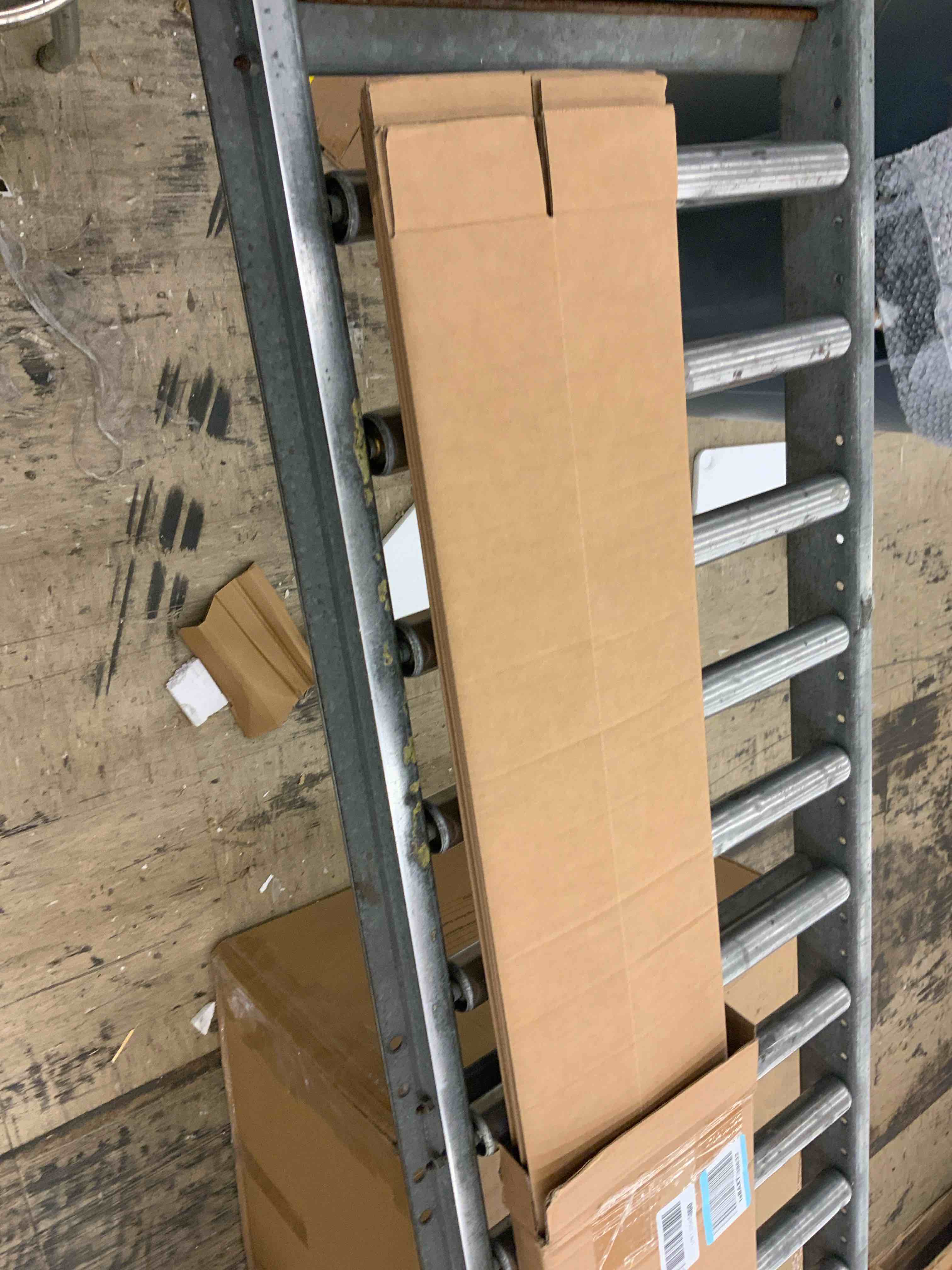 https://s3.amazonaws.com/lotting-images-prod/BoxBids/BXB0600451_1780669466569.jpeg