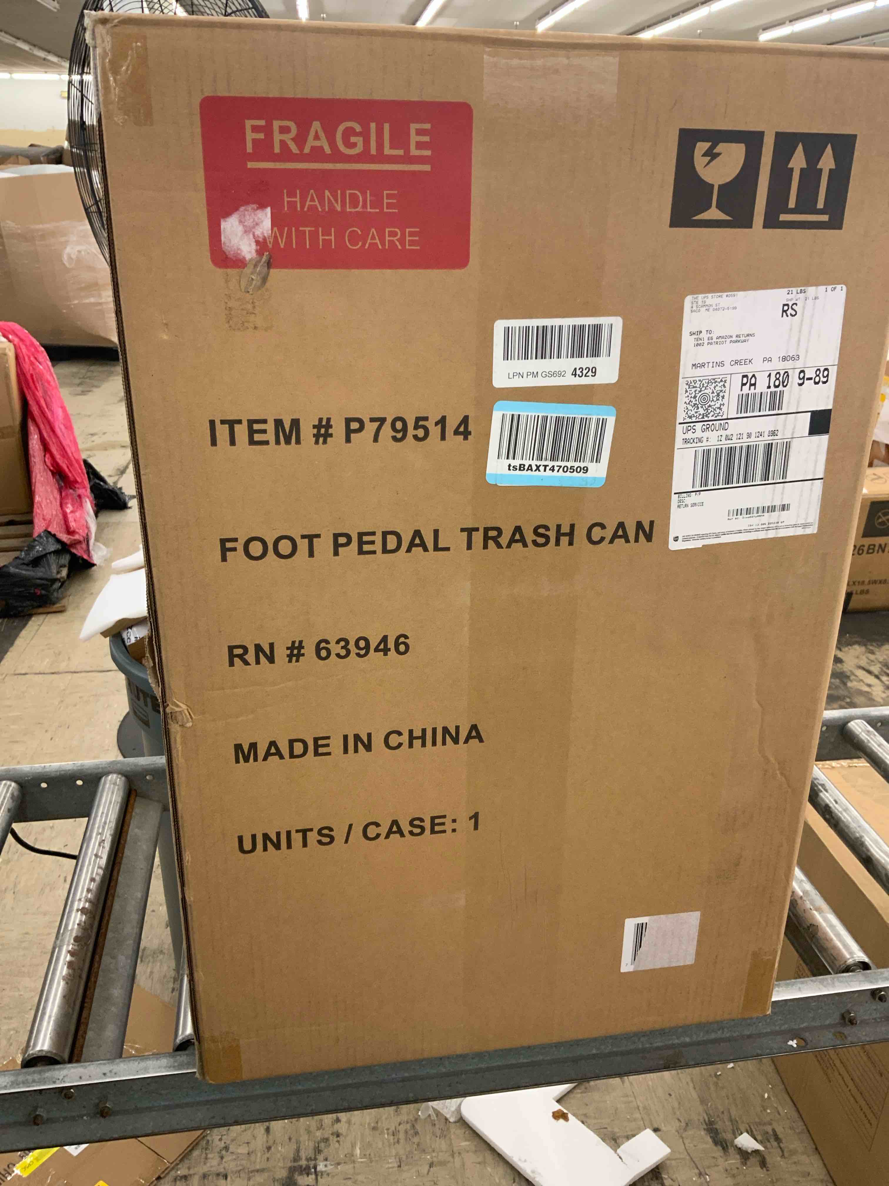https://s3.amazonaws.com/lotting-images-prod/BoxBids/BXB0600488_1780585402585.jpeg